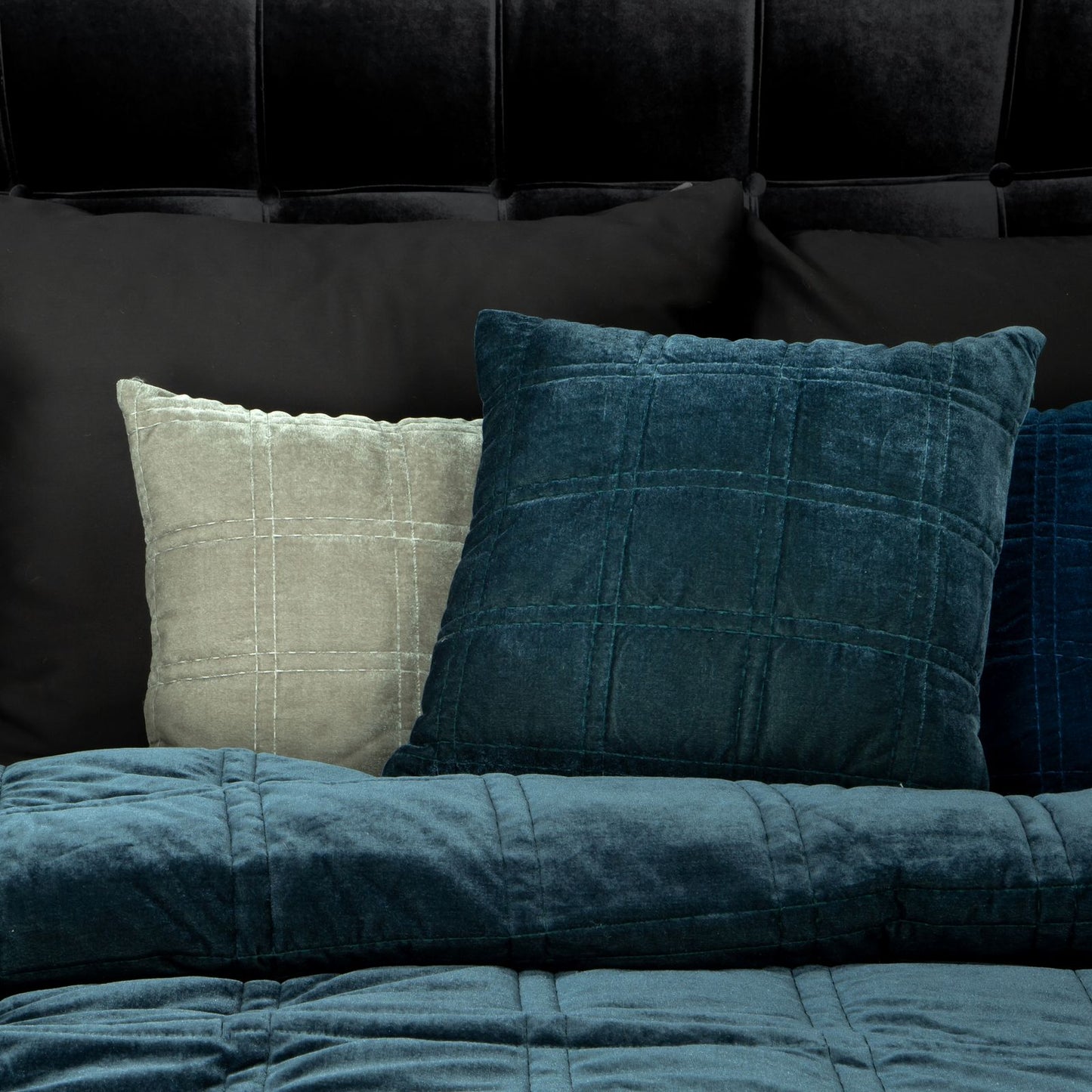 3d9a0787d8a6b9c5b389b2b58393d935