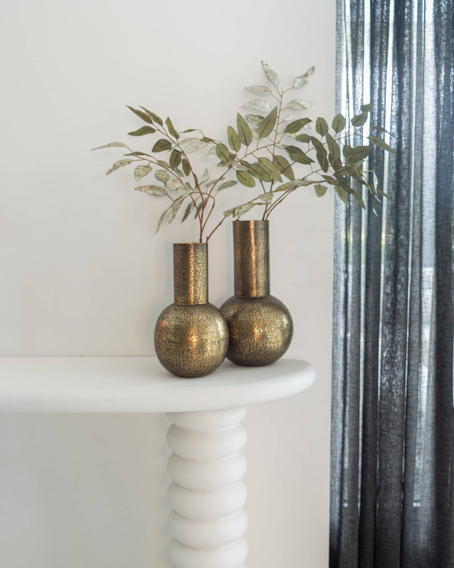 Konsole Bloomstone Richmond Interiors 170/82/40 cm balts