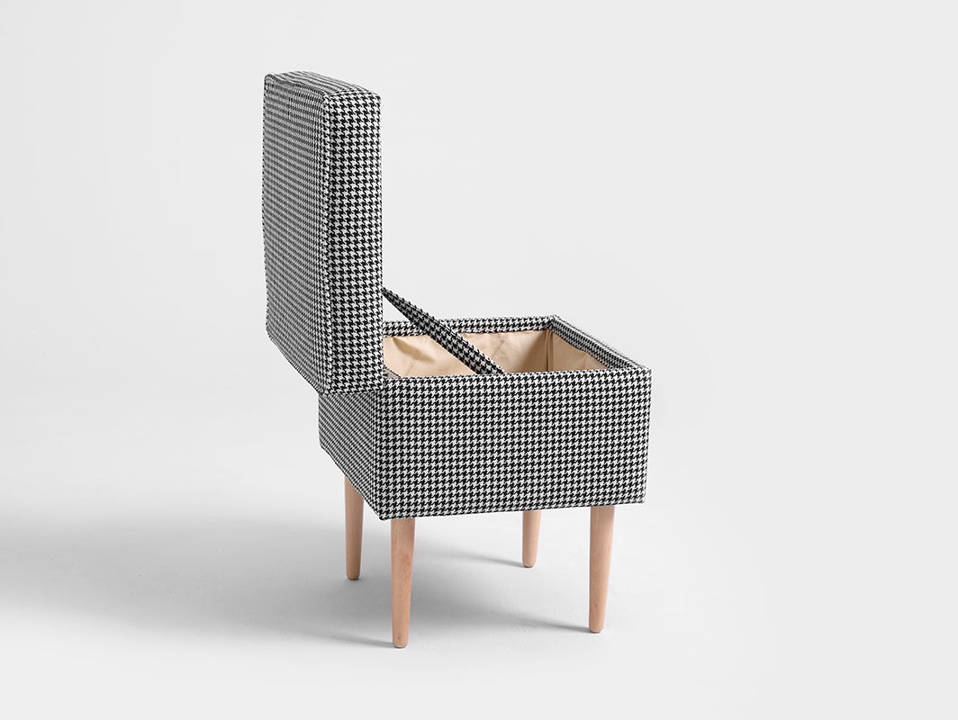 7ab4d8fc7d3454d0f7a29aa92481e400