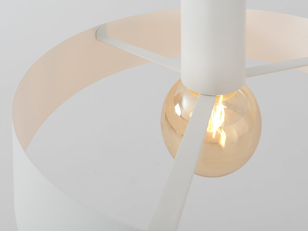 b899de73bcb14a94b3ab495335347397