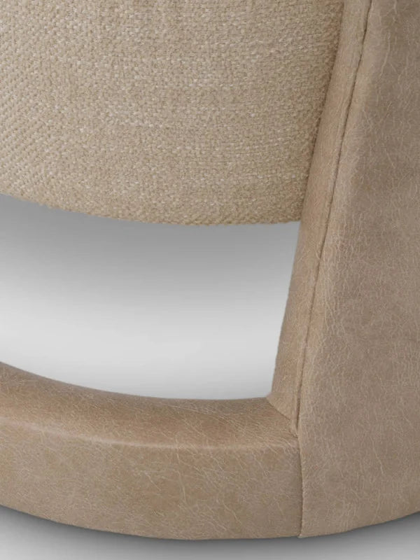 Krēsls Voletta Eichholtz 75/78/73 cm Valente beige faux leather | renato ecru - N1 Home