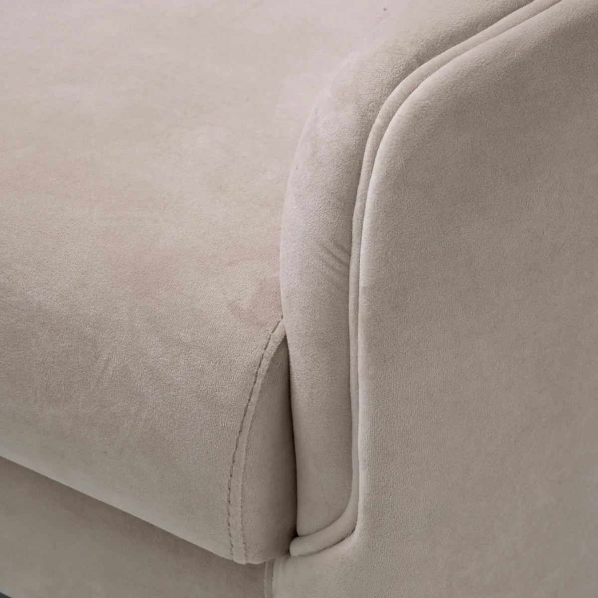 Krēsls Jameson Eichholtz 88/88/64 cm Amaro cream | black feet - N1 Home