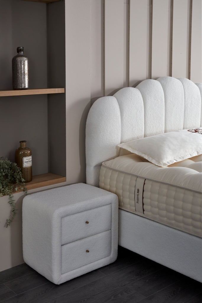 Gulta ar matracis Champy 90;120;140;160;180/200 cm krēms - N1 Home