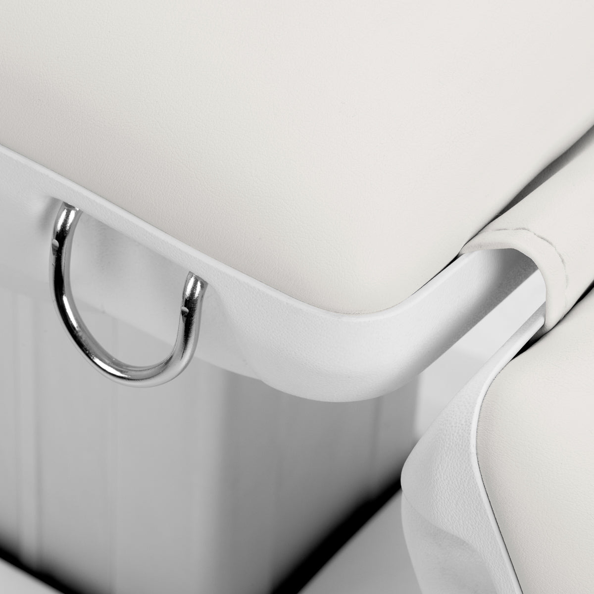 5adbdd39e8d41e986d682f377857d573