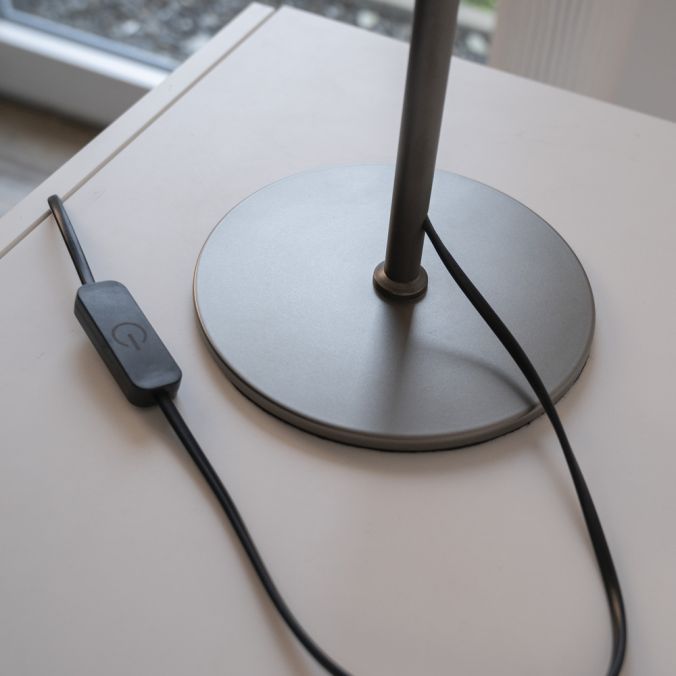 Galda lampa POSH 45/22/22 cm melns