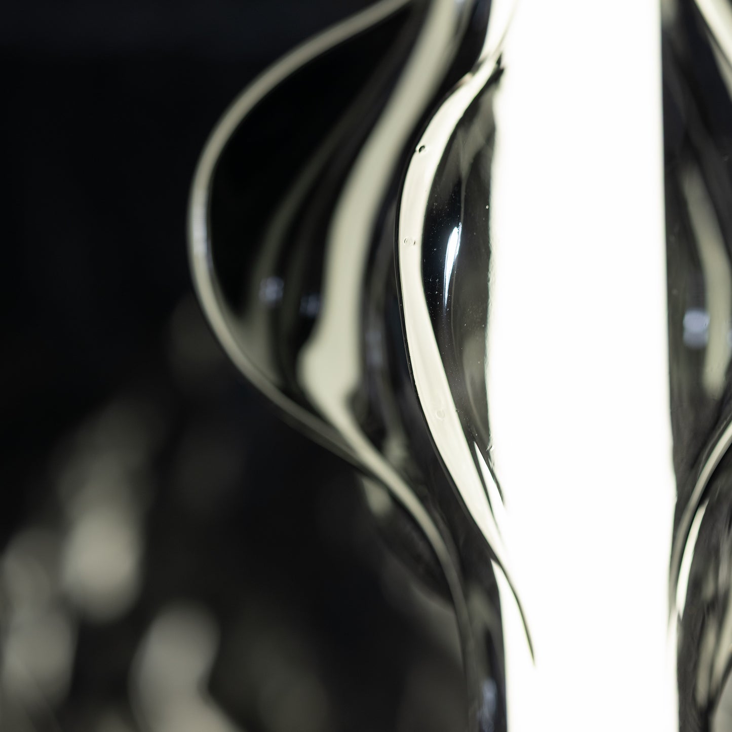 LED piekaramā lampa Elvis 22W 18/18/210 cm melns