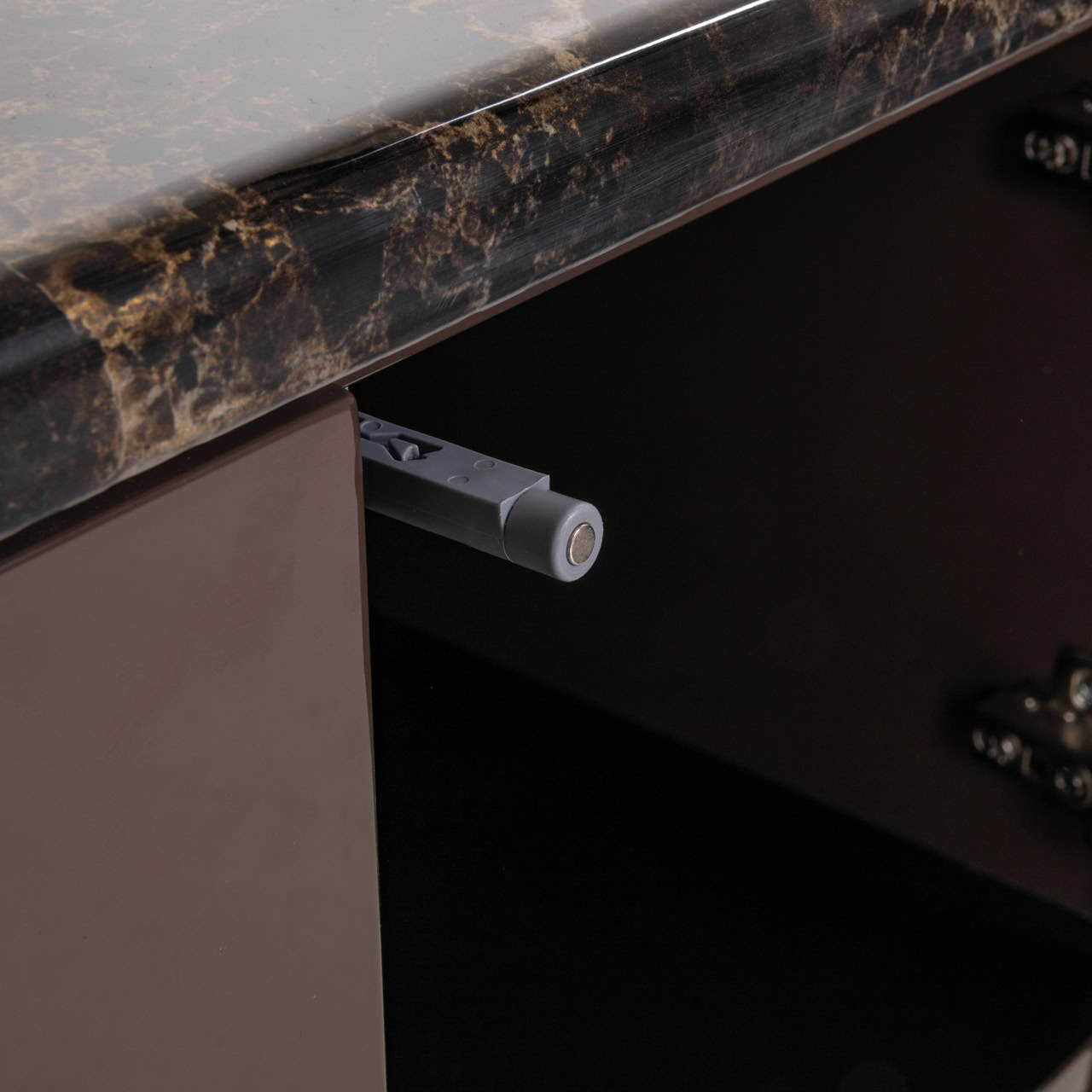 TV skapis Almundi Richmond Interiors 199/50/39 cm chocolat brown