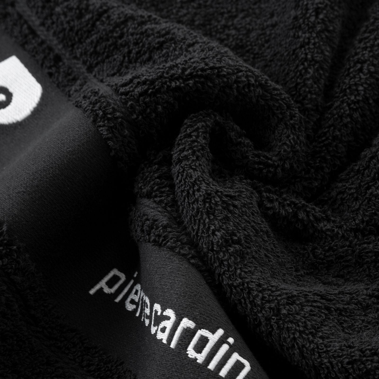 68d6393cd40fba94a586f3cd3e9cbc4c