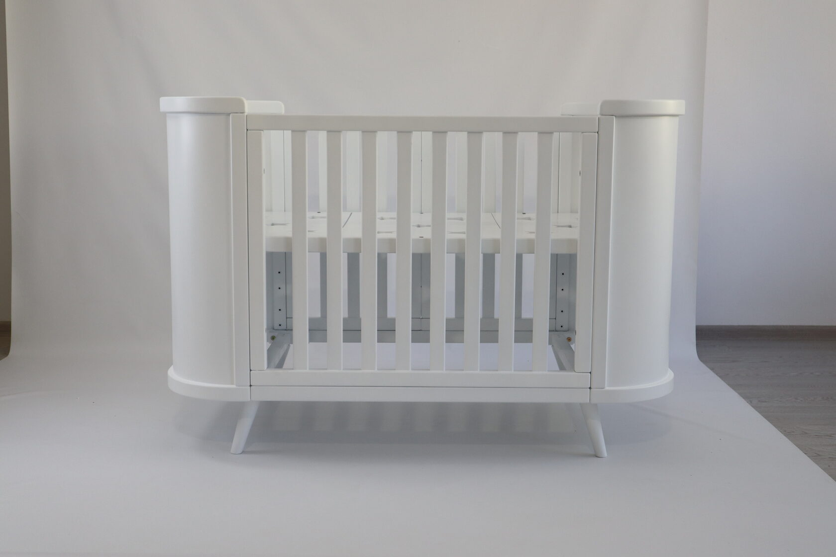 Gultiņa-transformers Boho ar kustīgu sienu 70/90-134 cm balts - N1 Home