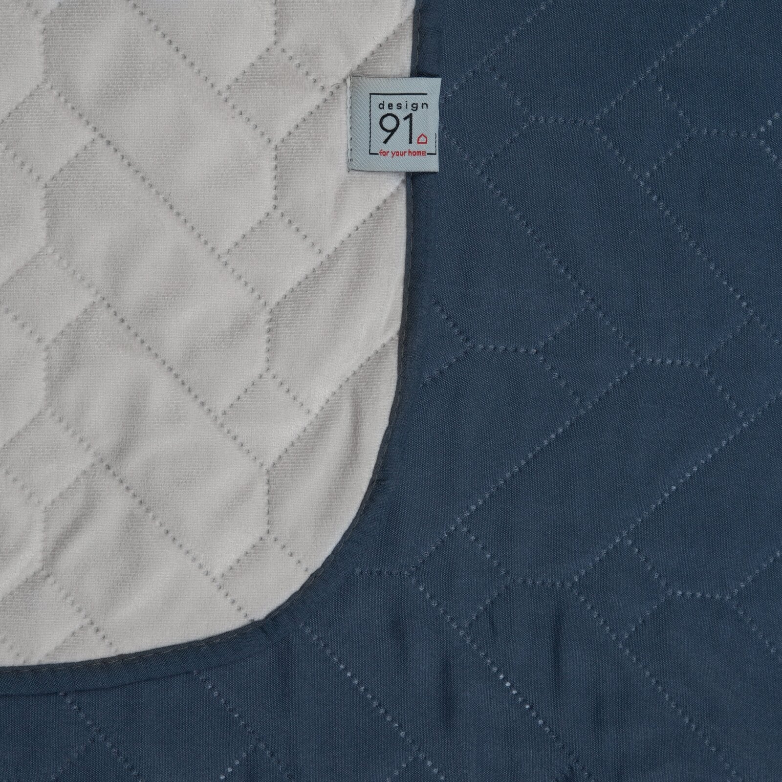 e620775c0f8db0bcd5aca1629ab6fd26