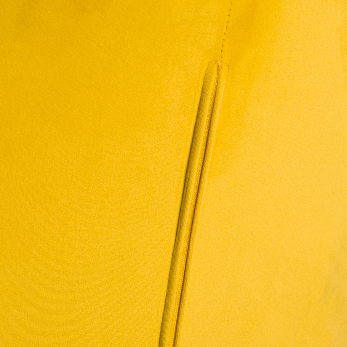 03b756b1fc8e425406e30f91384971b9