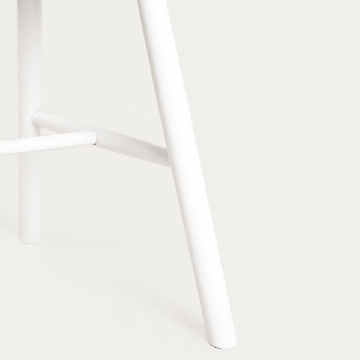 Krēsls Vika 46/52/92 cm balts