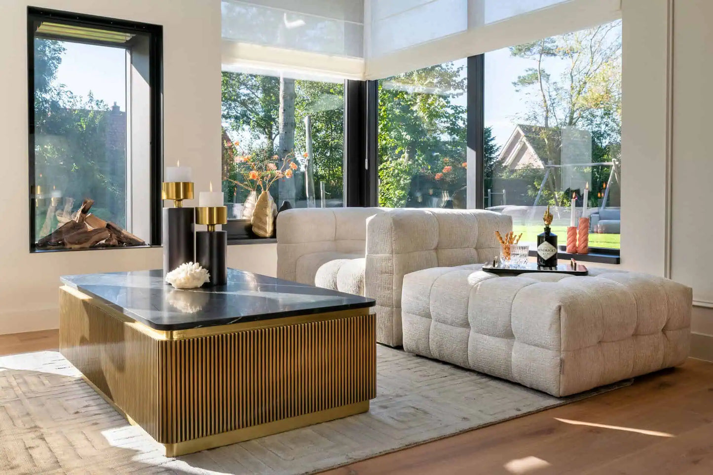 Kafijas galds Ironville gold Richmond Interiors 40/140/80 cm zelts/melns marmors - N1 Home