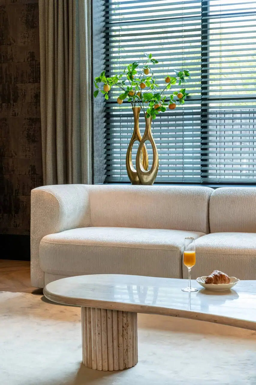 Kafijas galds Pulitzer brushed gold Richmond Interiors 35/82/106 cm zelts - N1 Home