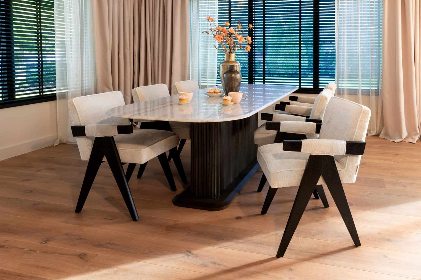 Galds Mayfield Richmond Interiors 230/76/100 cm brūns