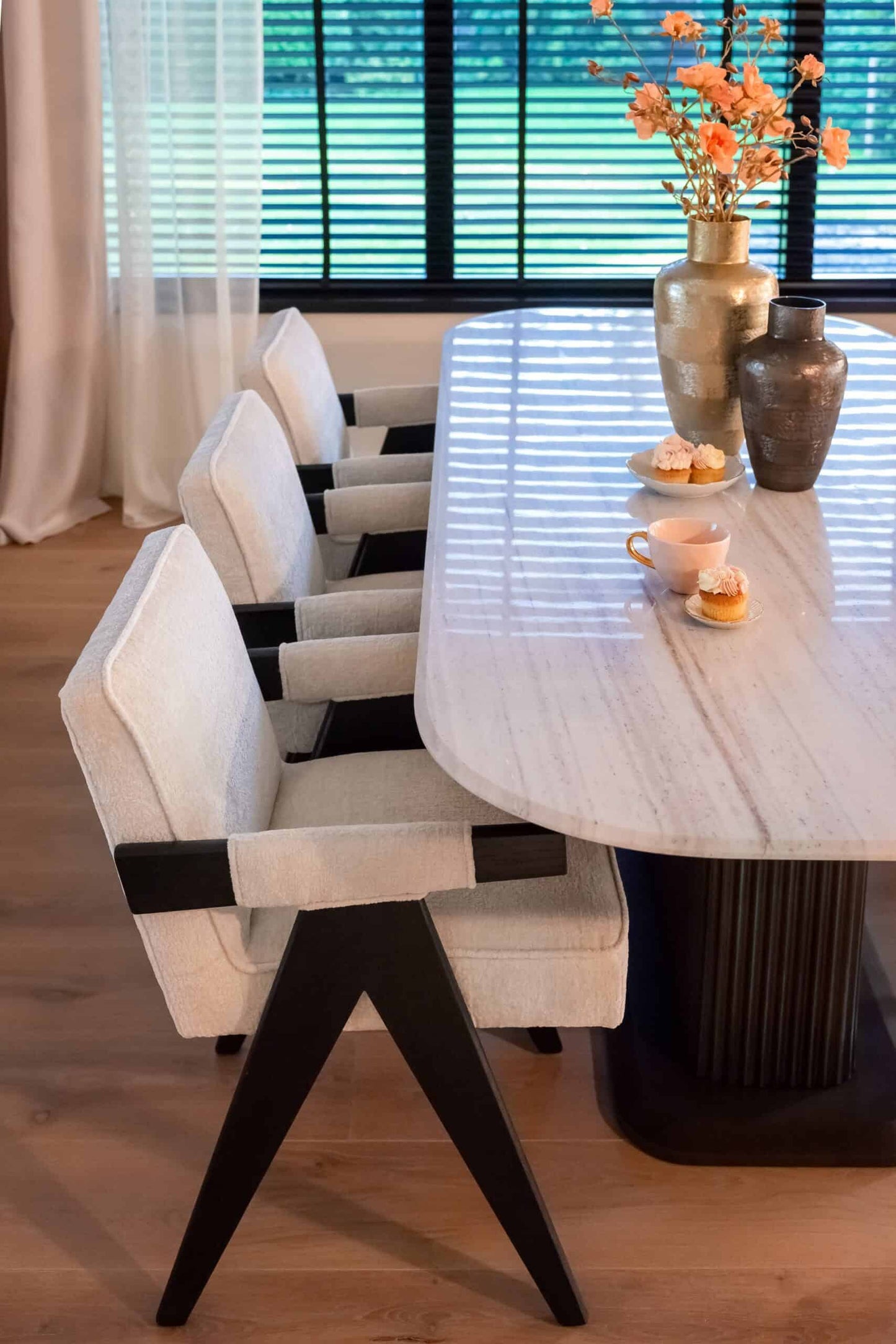 Galds Mayfield Richmond Interiors 230/76/100 cm brūns