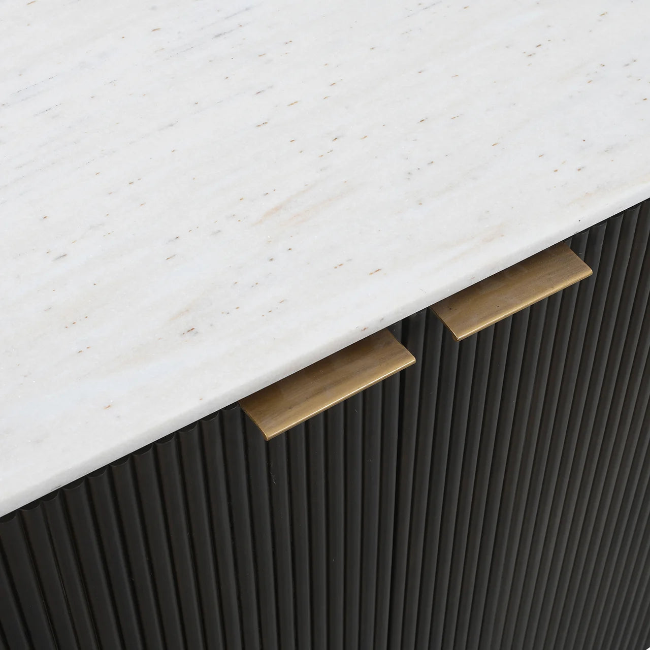 Bufete Mayfield 4-durvju Richmond Interiors 80/180/42 cm brūns - N1 Home