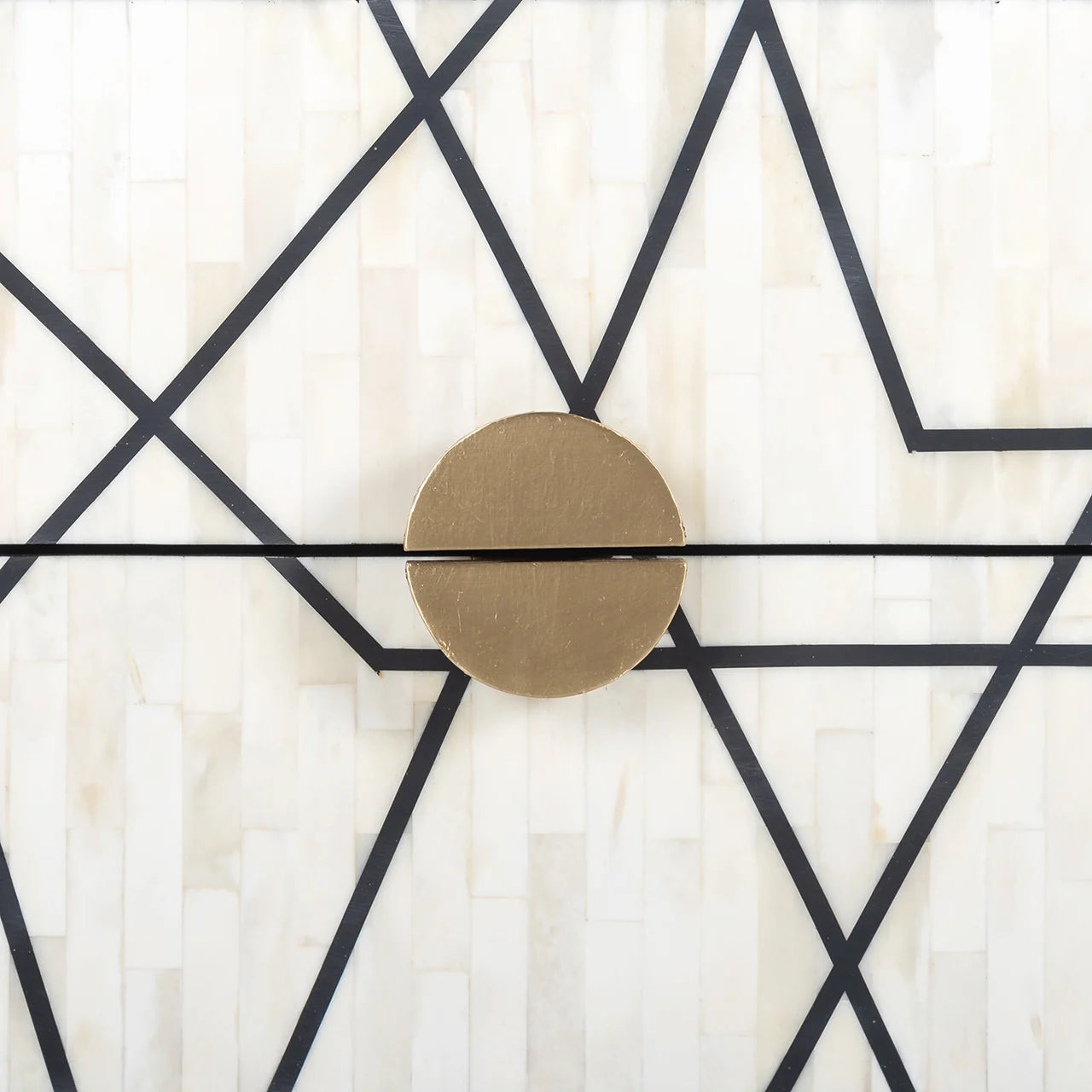 Naktsskapītis Novas ar 2 atvilktnēm Richmond Interiors 60/50/35 cm melns/balts - N1 Home