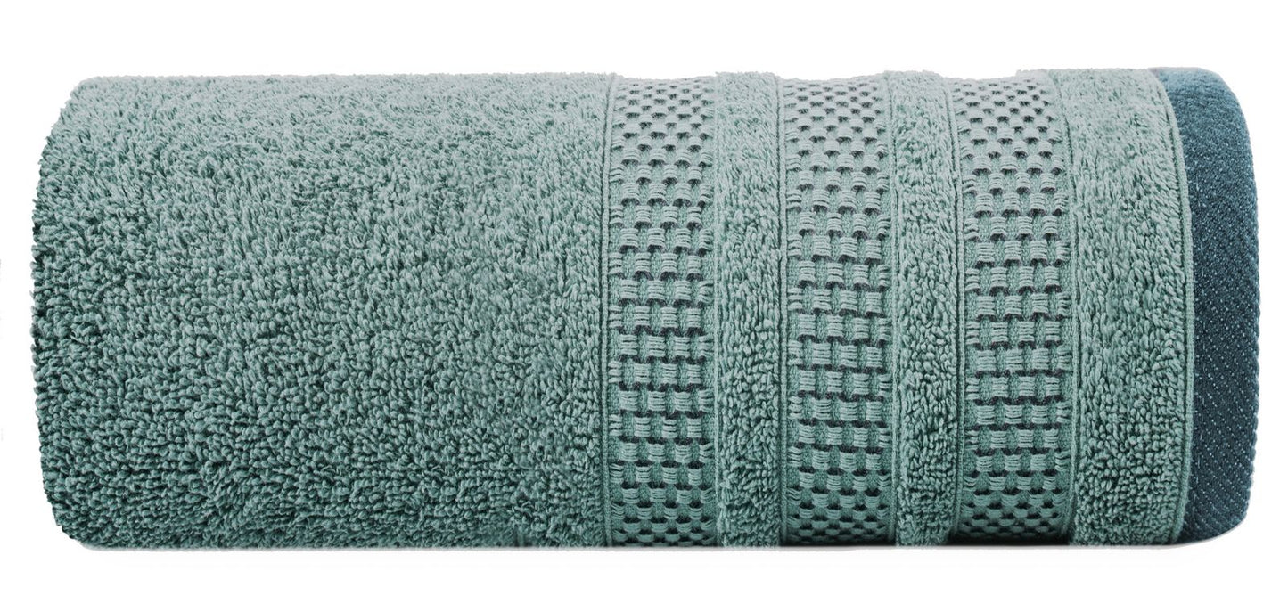 0b75b2f263b32e36452db4eb0b792922