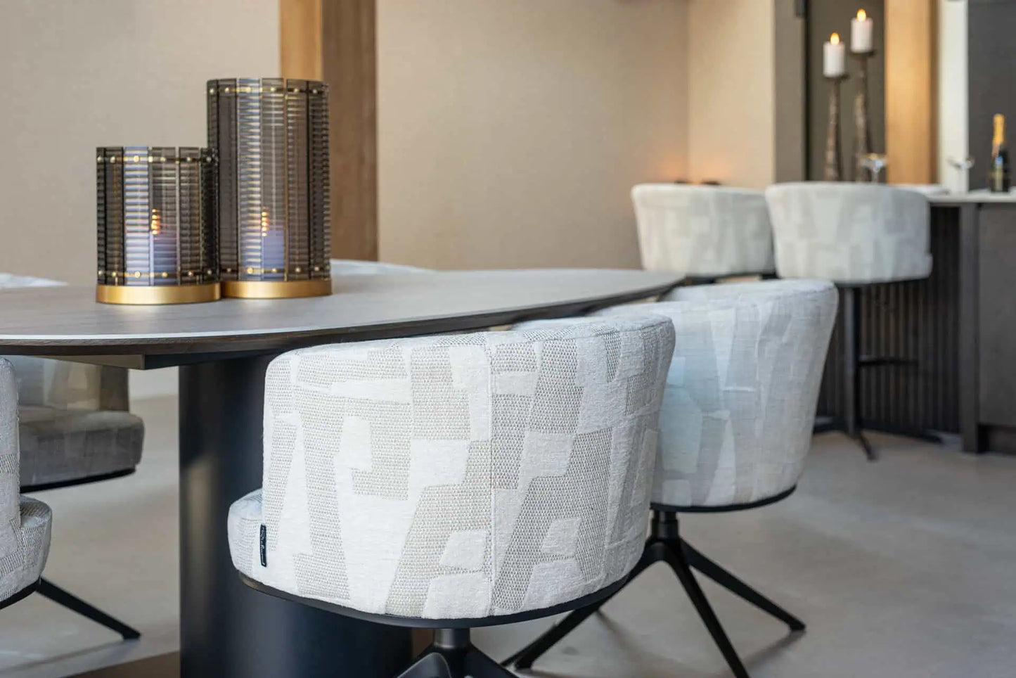 Svečturis Daylin smoke small Richmond Interiors 27,5/22/22 cm dūmi - N1 Home