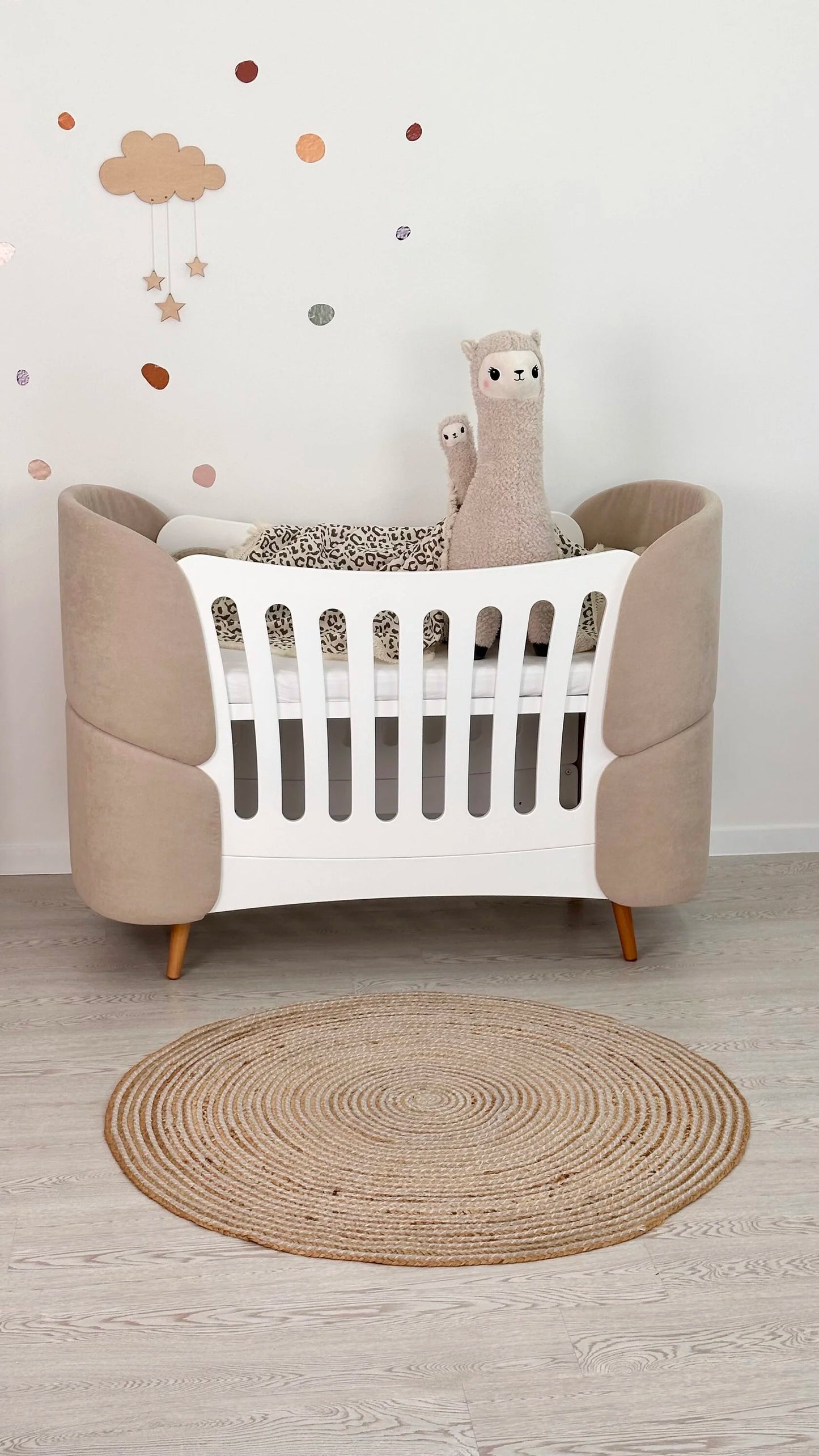 Ovāla bērnu gultiņa Transformers Fly Bed Velvet bēšs 66/136 cm bēšs - N1 Home