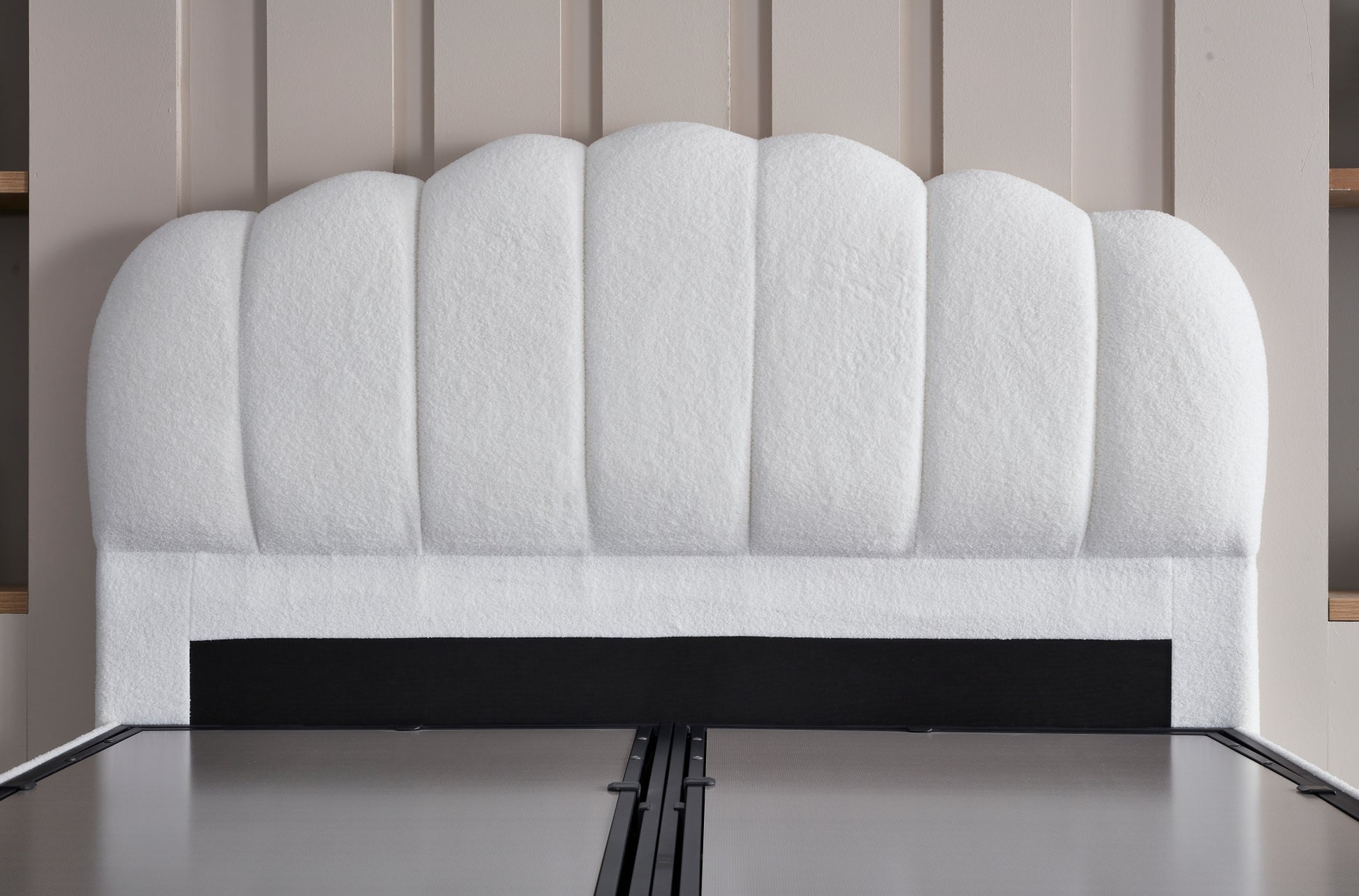 Gulta ar matracis Champy 90;120;140;160;180/200 cm krēms - N1 Home