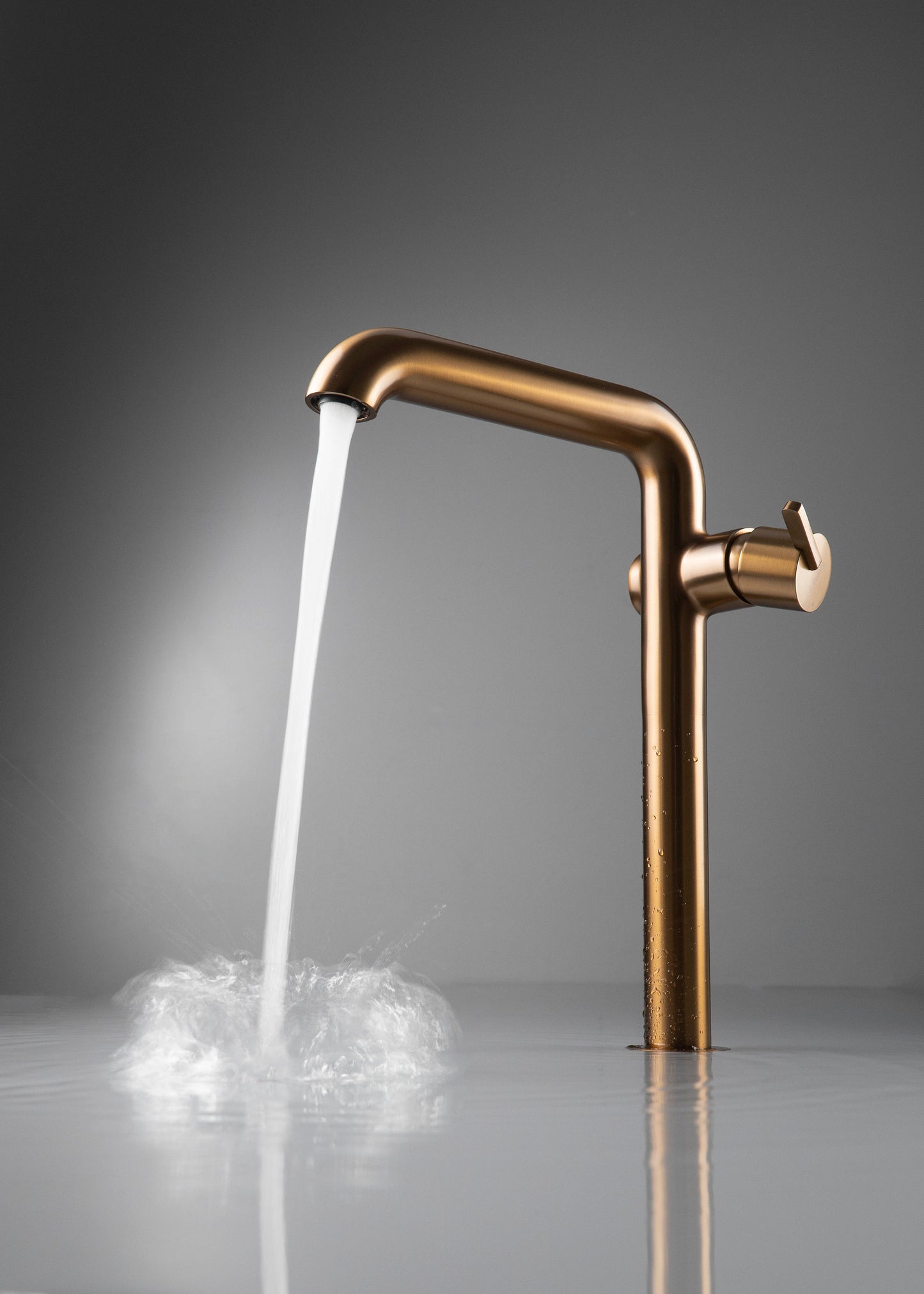 Izlietnes maisītājs, augsts, ar taisnstūra snīpi Silia 305 mm matēta bronza - N1 Home