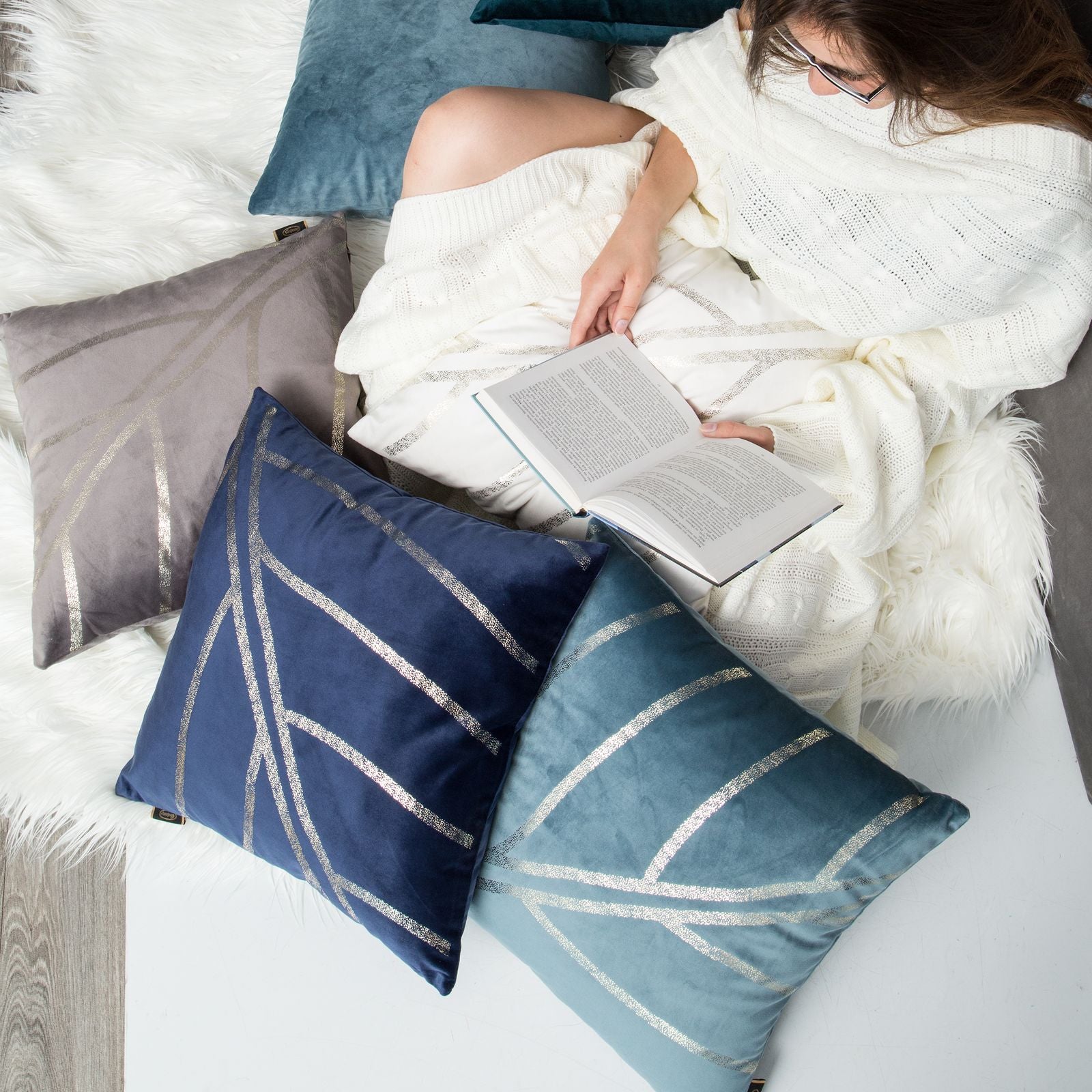 eeac996b835eb422b0a41853bacdbd82