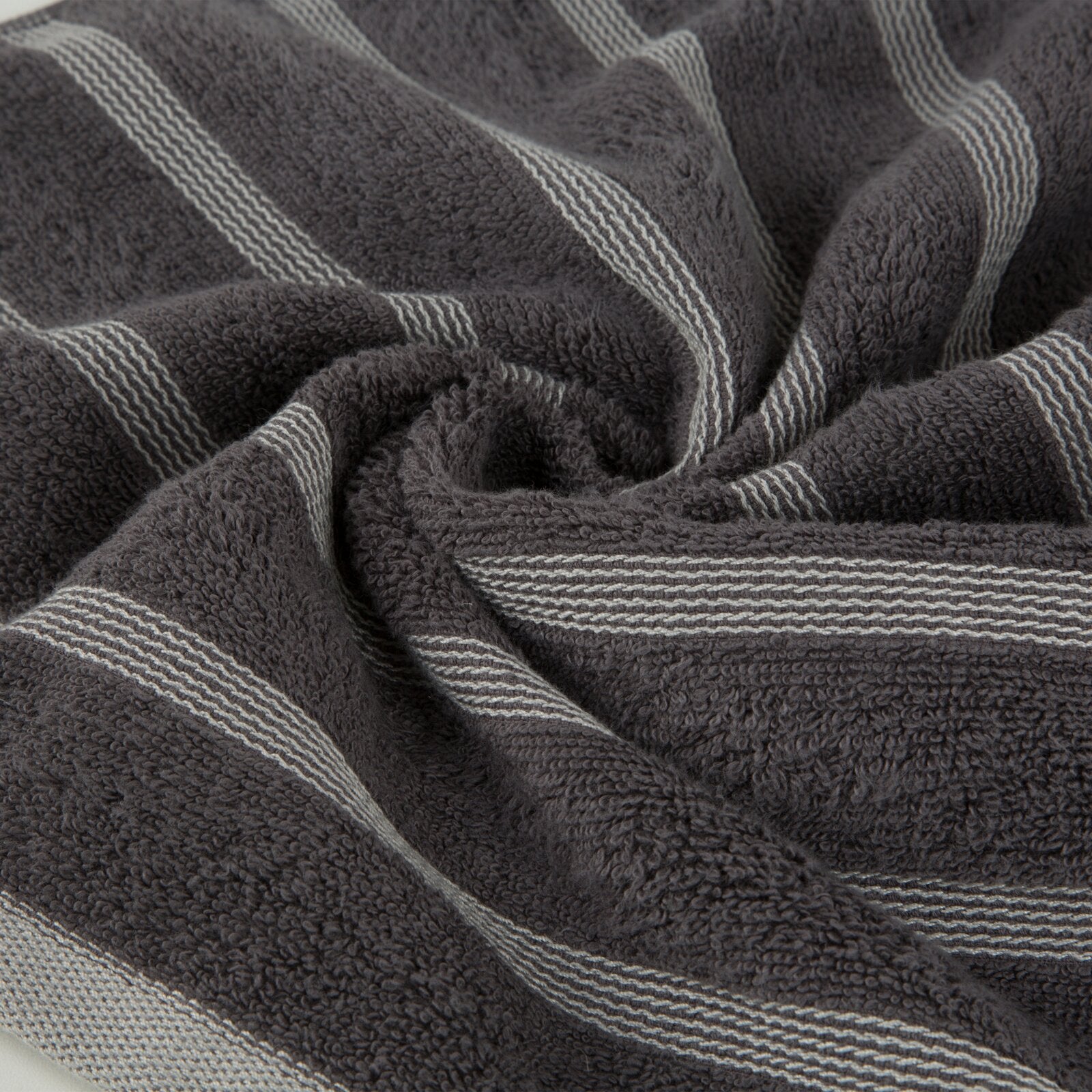 3e84914b31e869a0f6d1b2dde42462ba