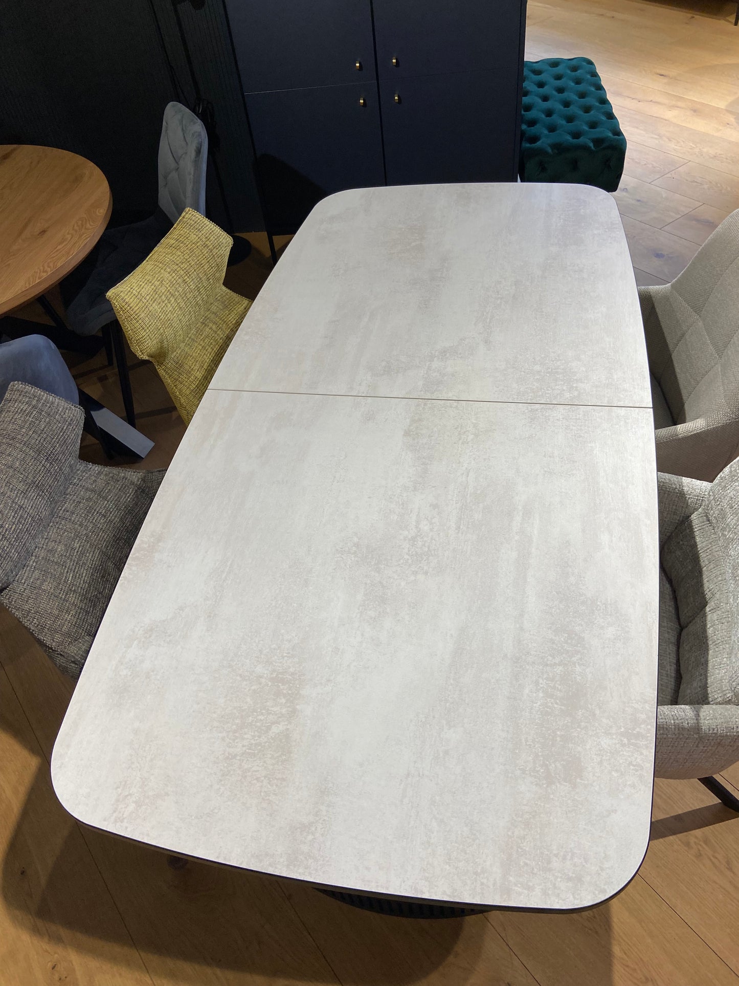 Galds Arco 180-256/76/90 cm melns/white Chromix/ar melnu apmali