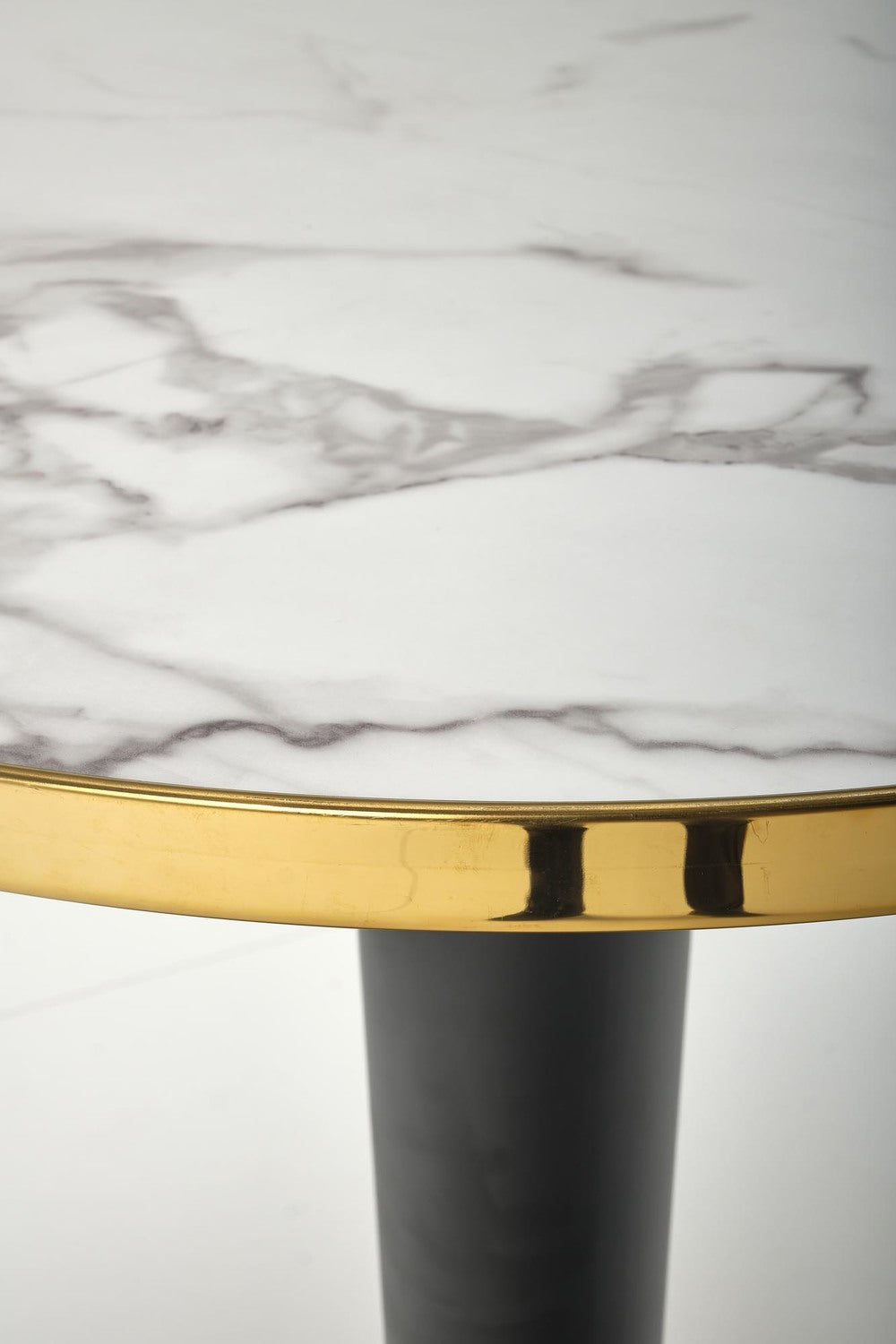 MR apaļais galds, baltais marmors / melns / zelts