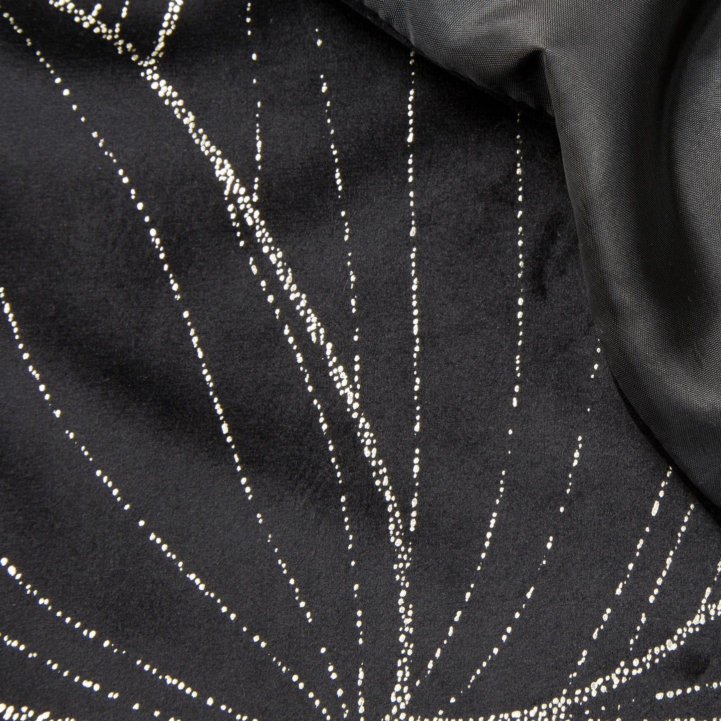 669448cccef56aa45618ff2b046a7321