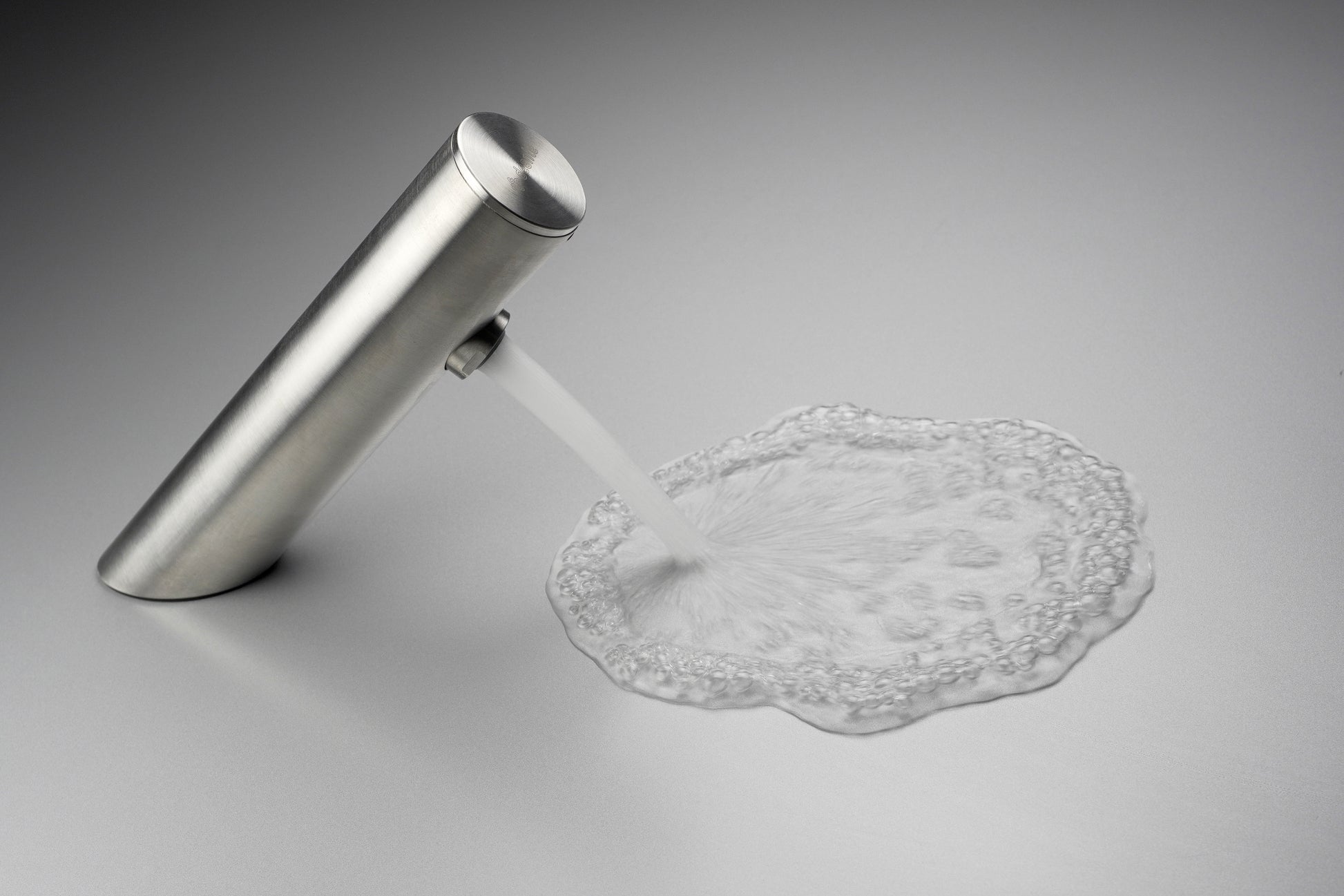 Izlietnes jaucējkrāns, bezkontakta, ar temperatūras kontroli - 230/6V Sense 146 mm pulēts tērauds - N1 Home