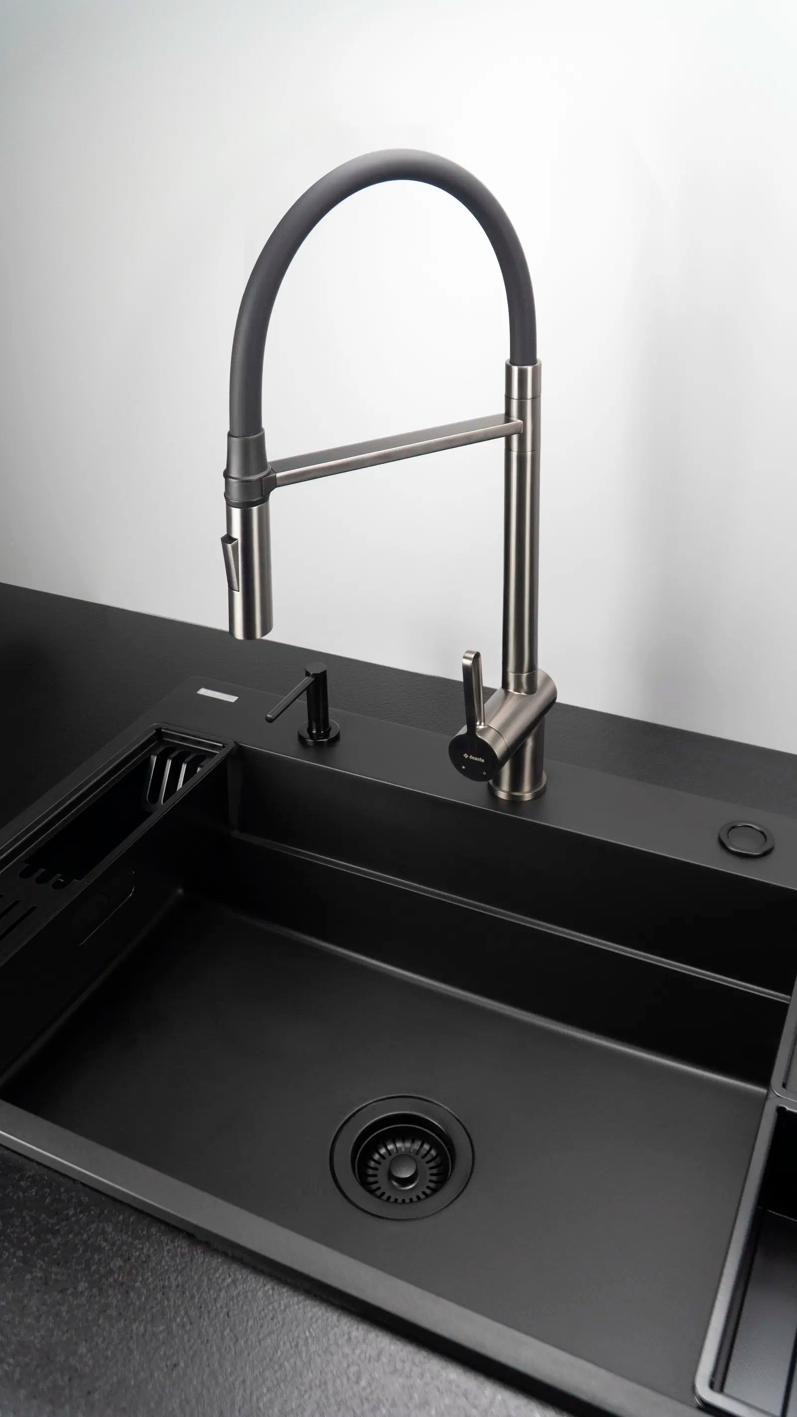 Piederumu komplekts izlietnei Mag, 45,8/9 cm, melns - N1 Home