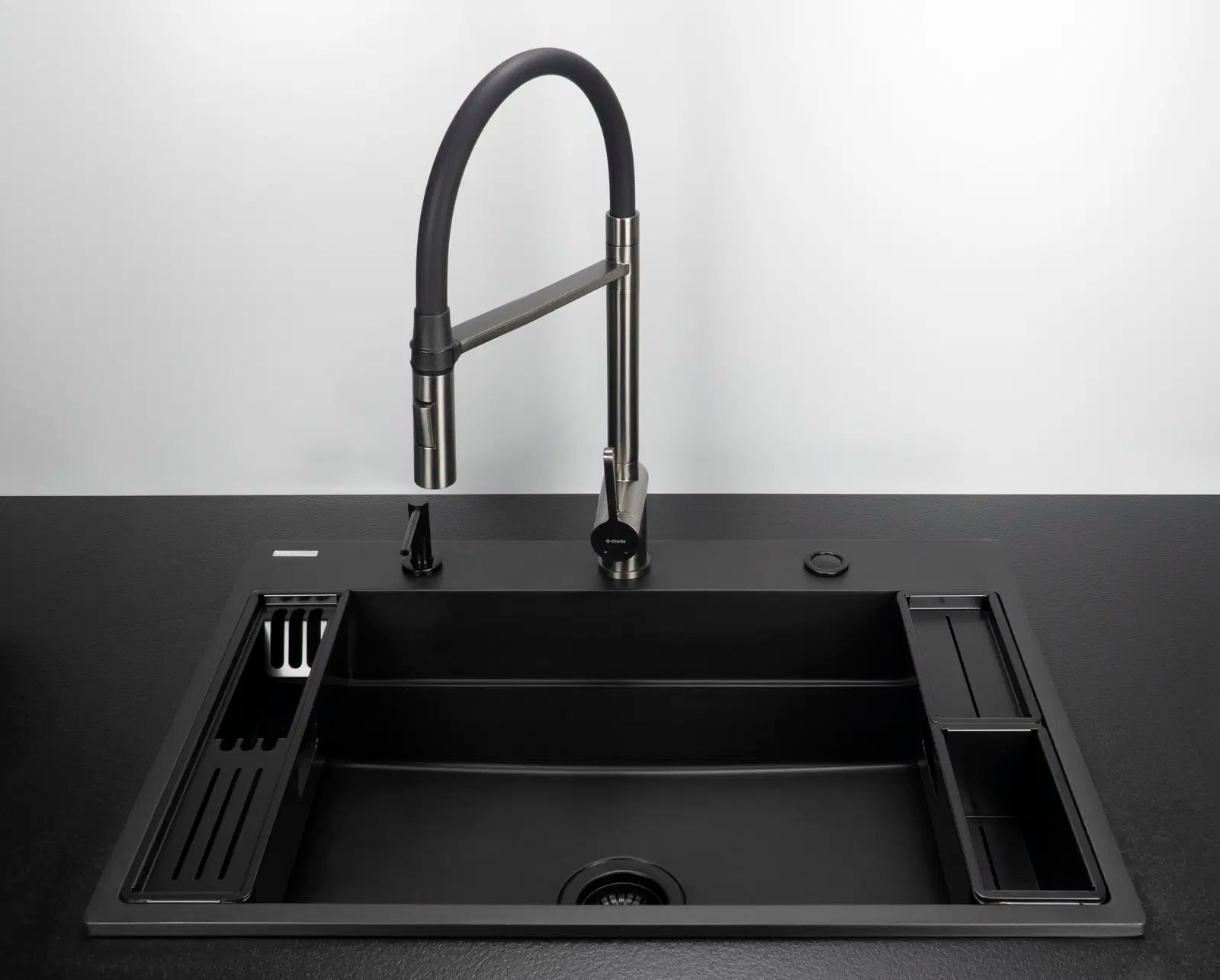 Piederumu komplekts izlietnei Mag, 45,8/9 cm, melns - N1 Home