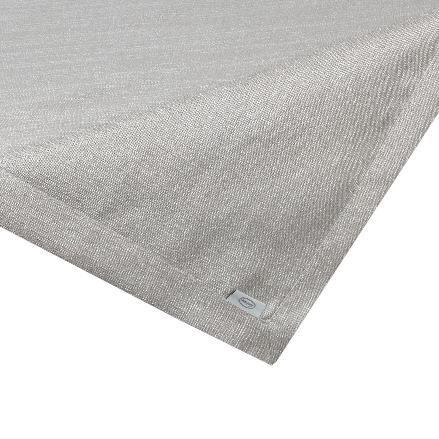 250c67e586bff39b5feceaed10f6376f