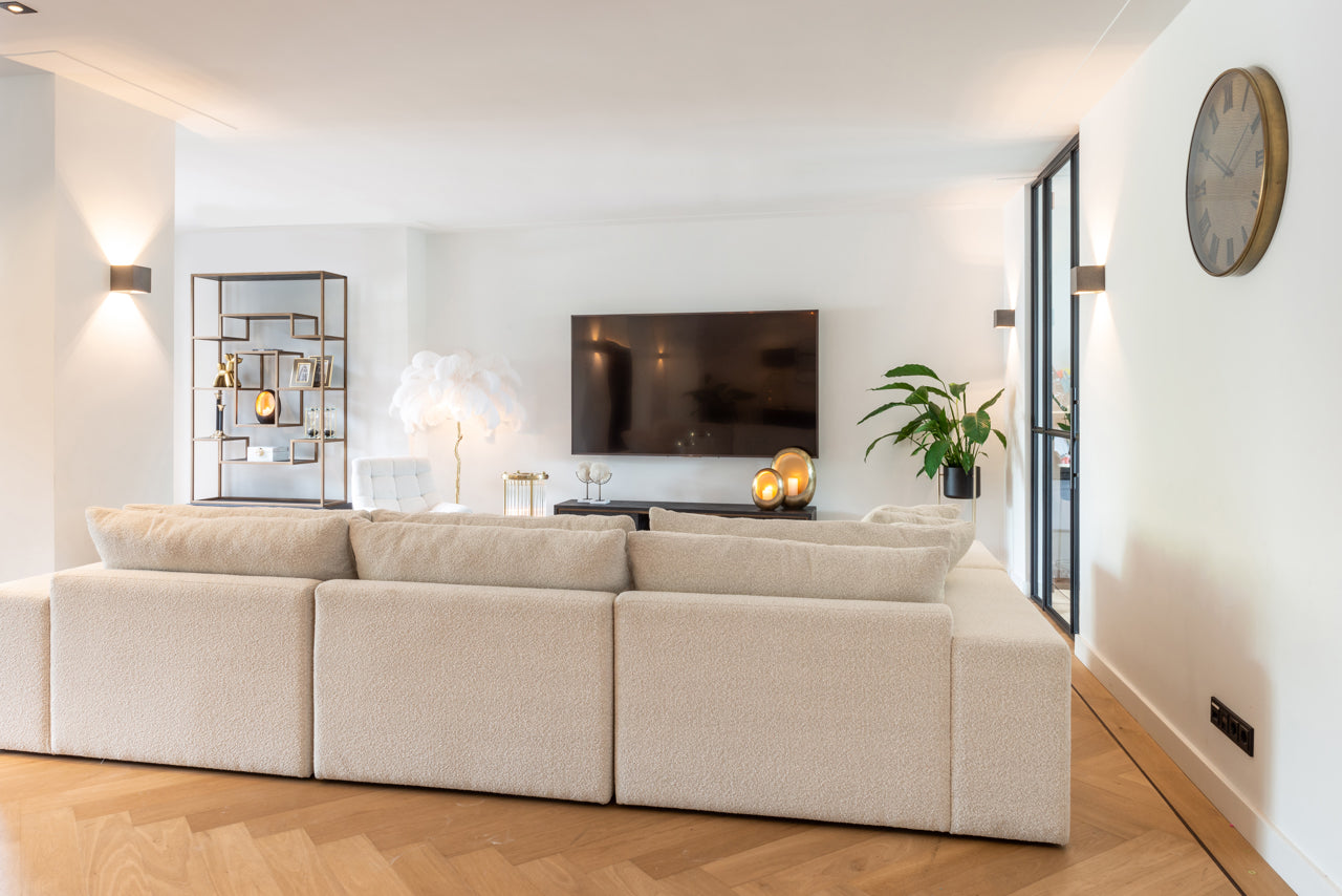 Vitrīna Hunter black rustic Richmond Interiors 222/120/40,5 cm melns - N1 Home