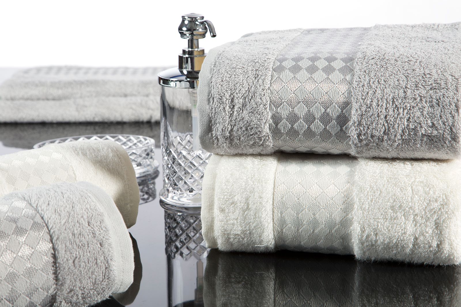 65c230dbdc105c9826eb2d631326ba43