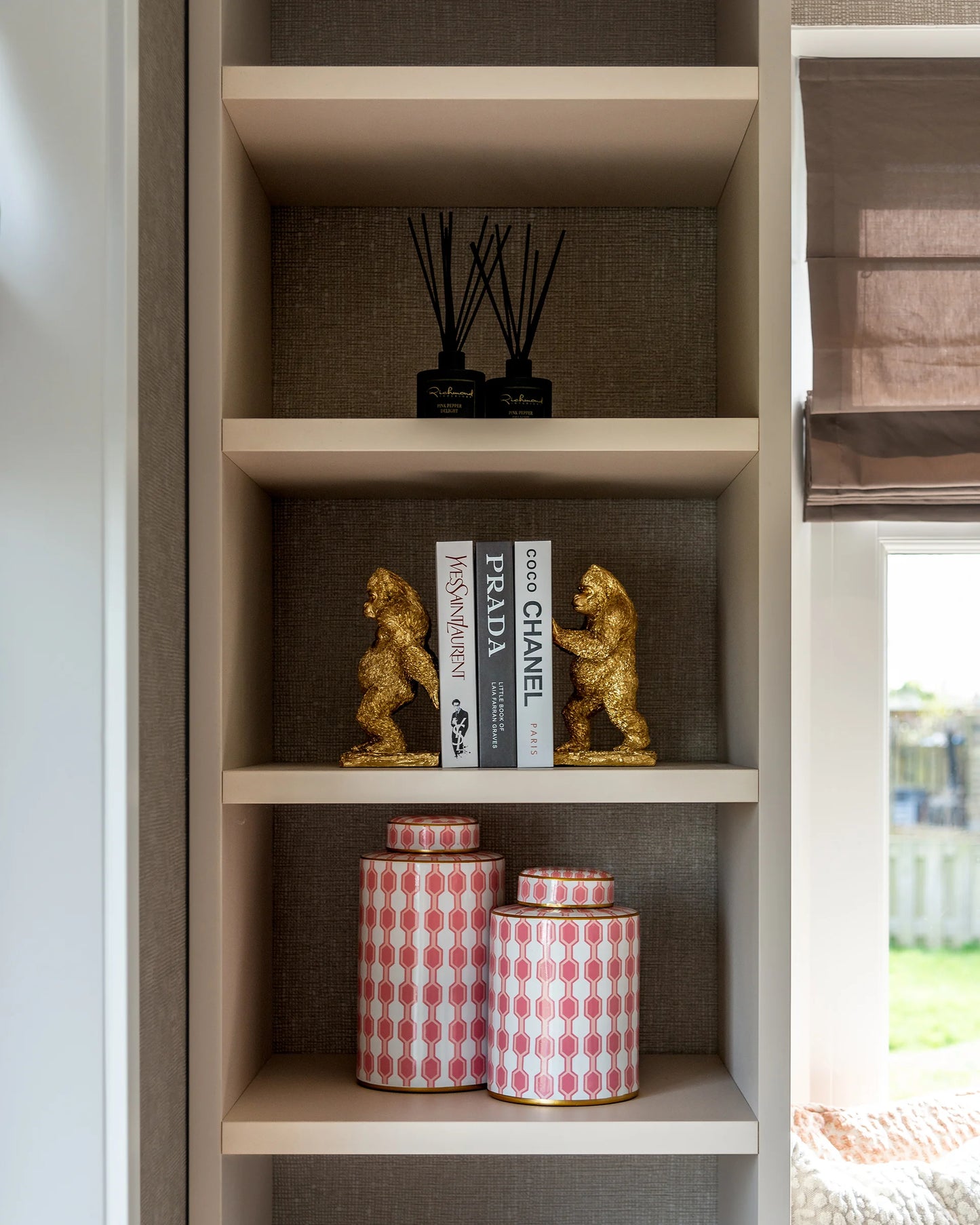 Grāmatu stendi Donky  Richmond Interiors 24/14/12 cm zelts - N1 Home