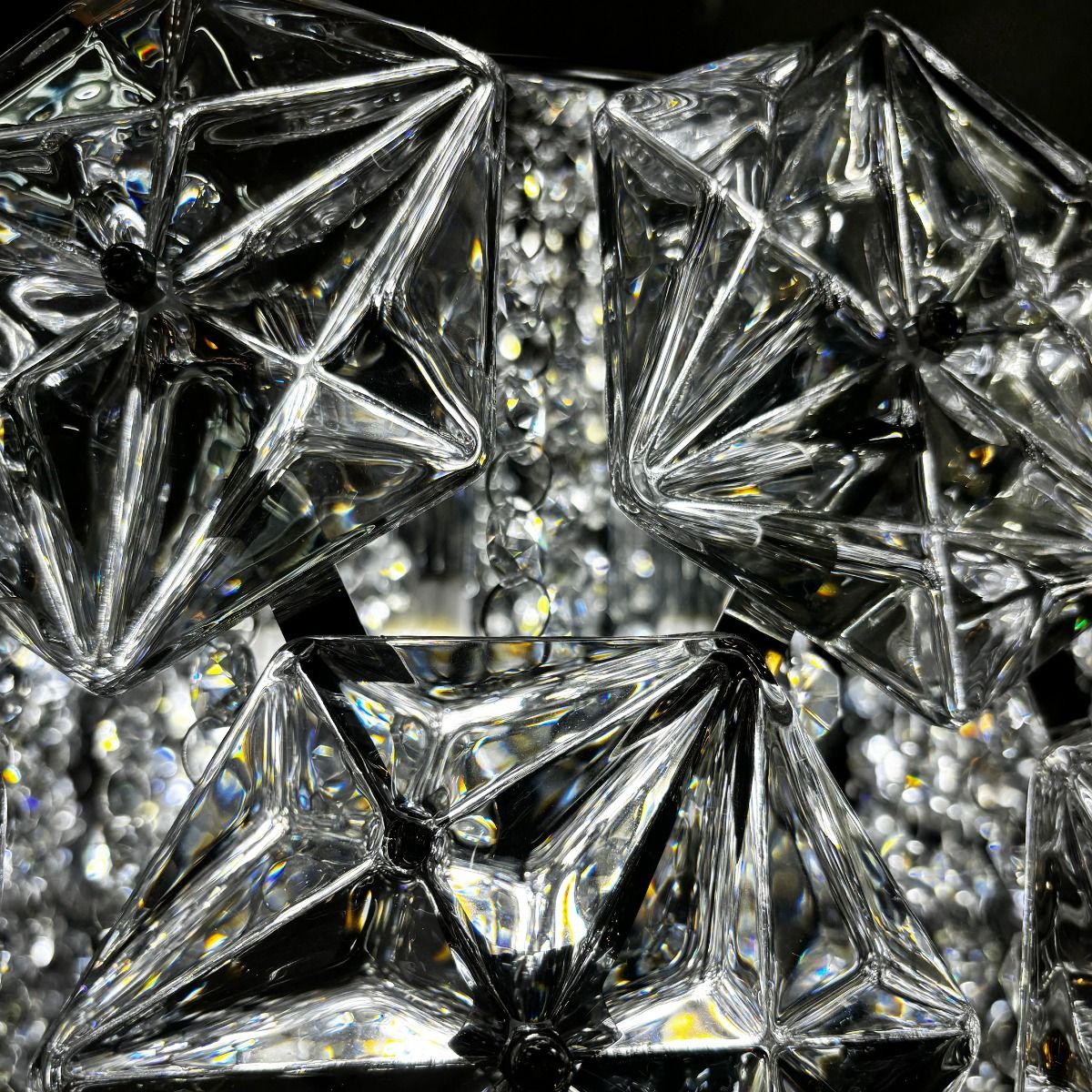 Piekaramā lampa Davia 39/41/41 cm hroms