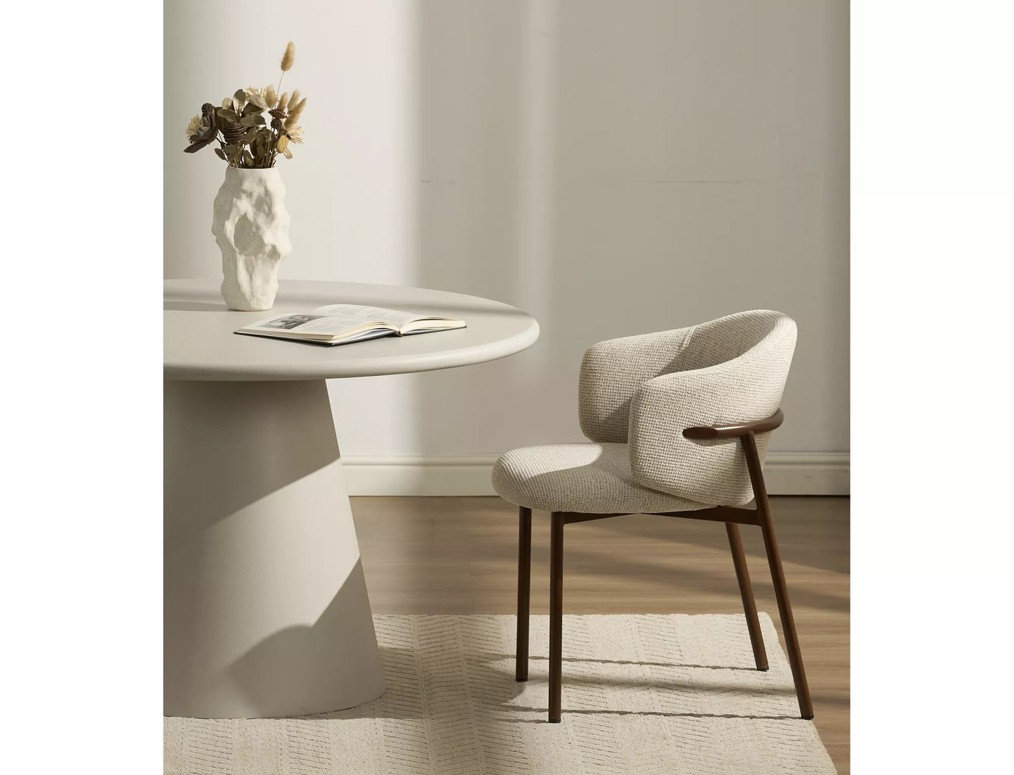 Krēsls Osara 77/54/50 cm gaiši bēšs/rieksts