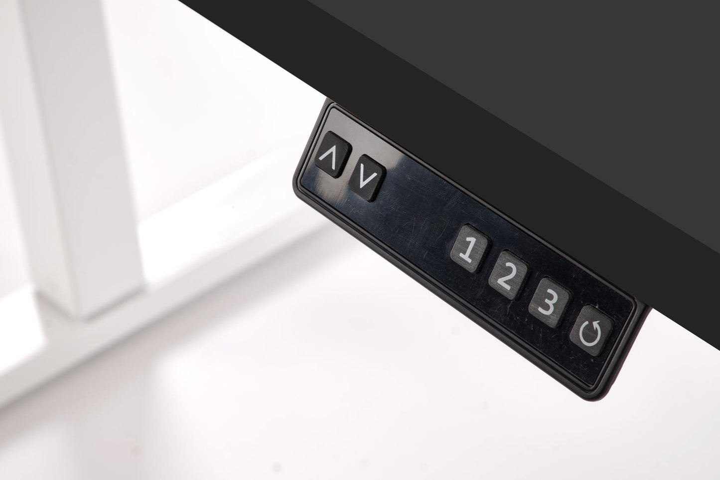 Biroja galds Juras 120/60/75-120 cm melns/balts - N1 Home