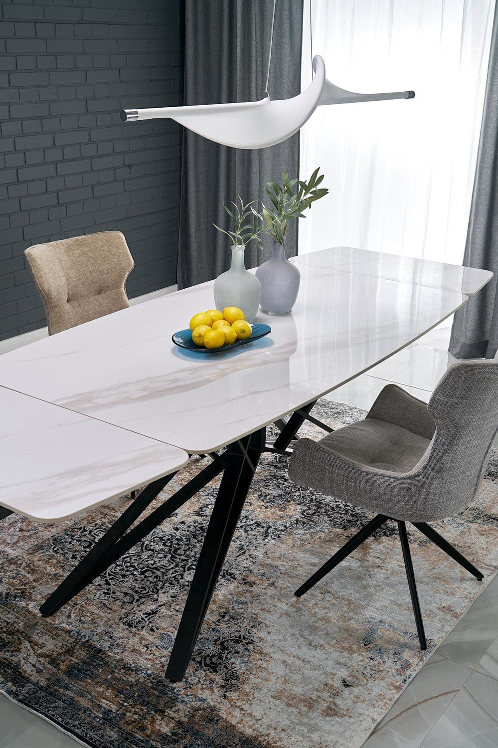 Galds Alfer 160-240/91/76 cm balts marmors/melns - N1 Home