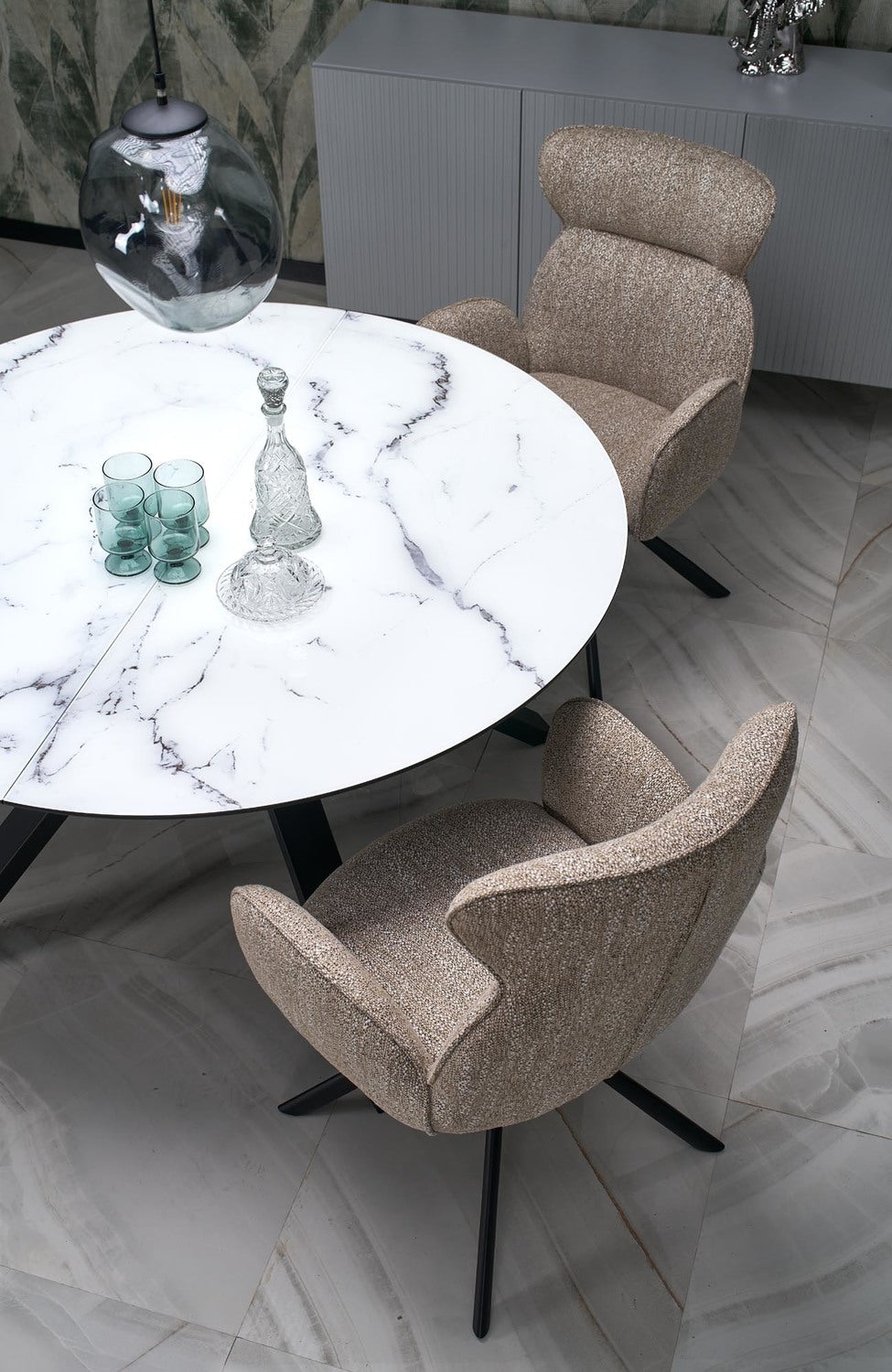 Galds Verti 130/130/76 cm balts marmors/melns - N1 Home