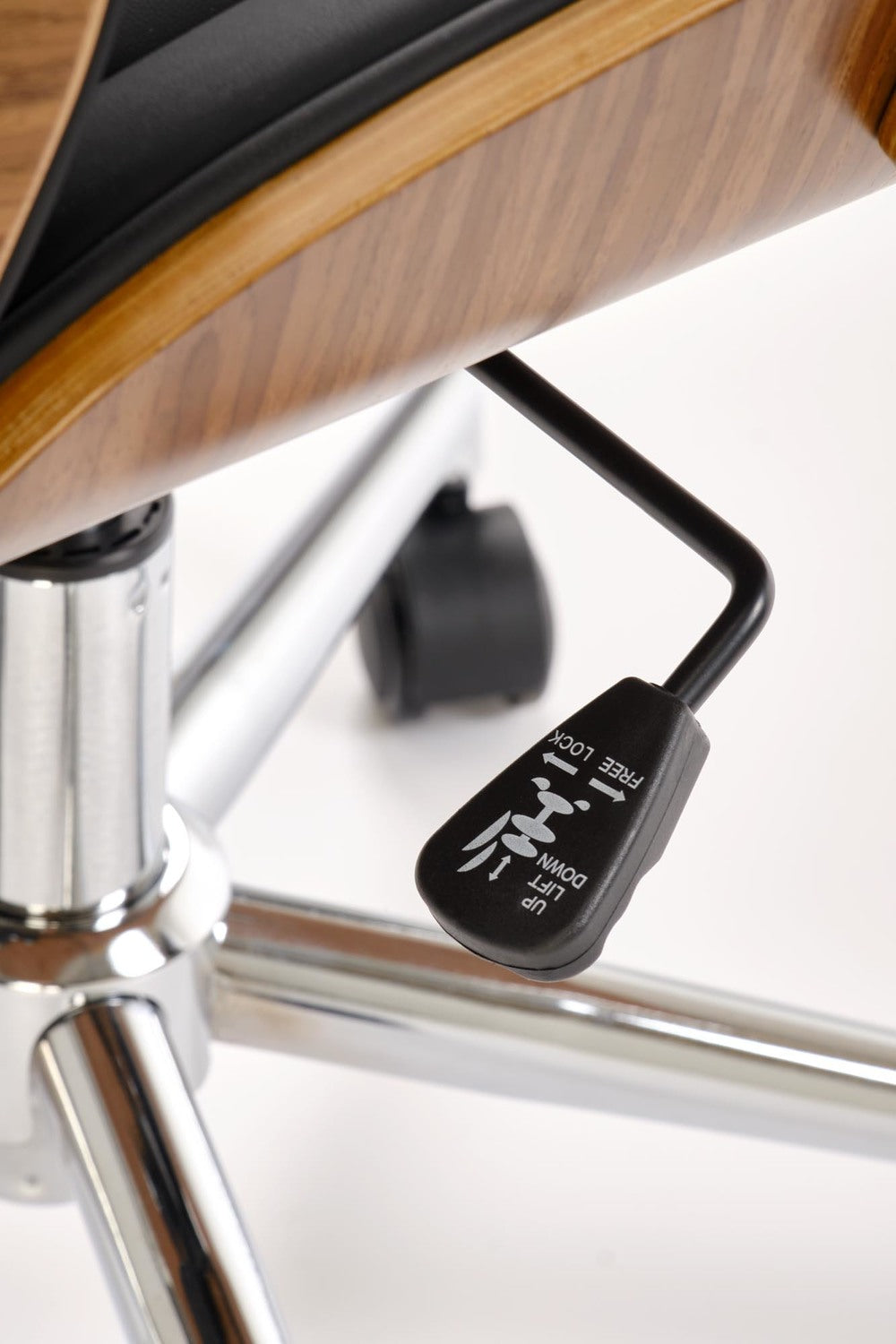 Krēsls Timba 72/68/114-122/46-54 cm valrieksts/melns - N1 Home