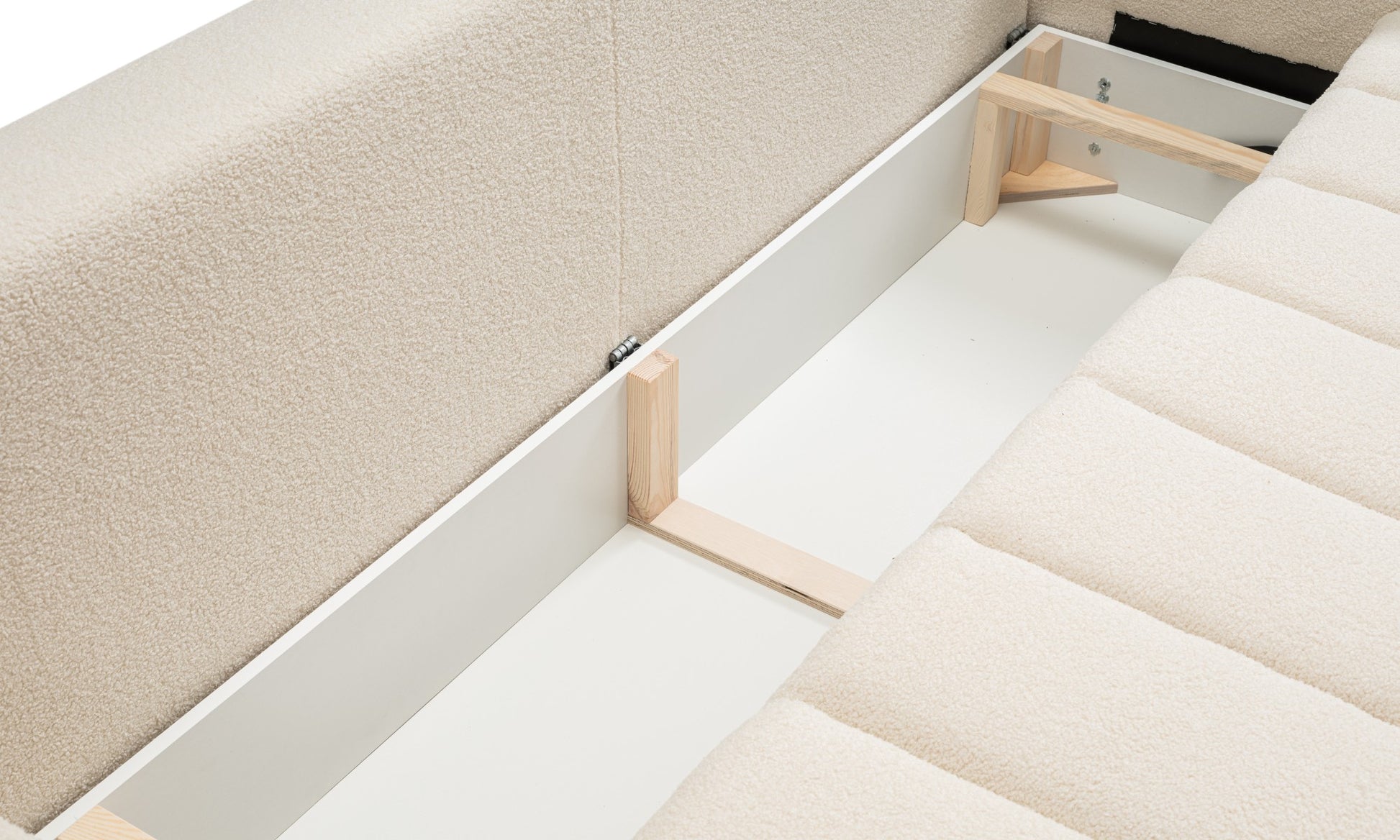 Dīvāns Baloos 248/88/105 cm bēšs - N1 Home