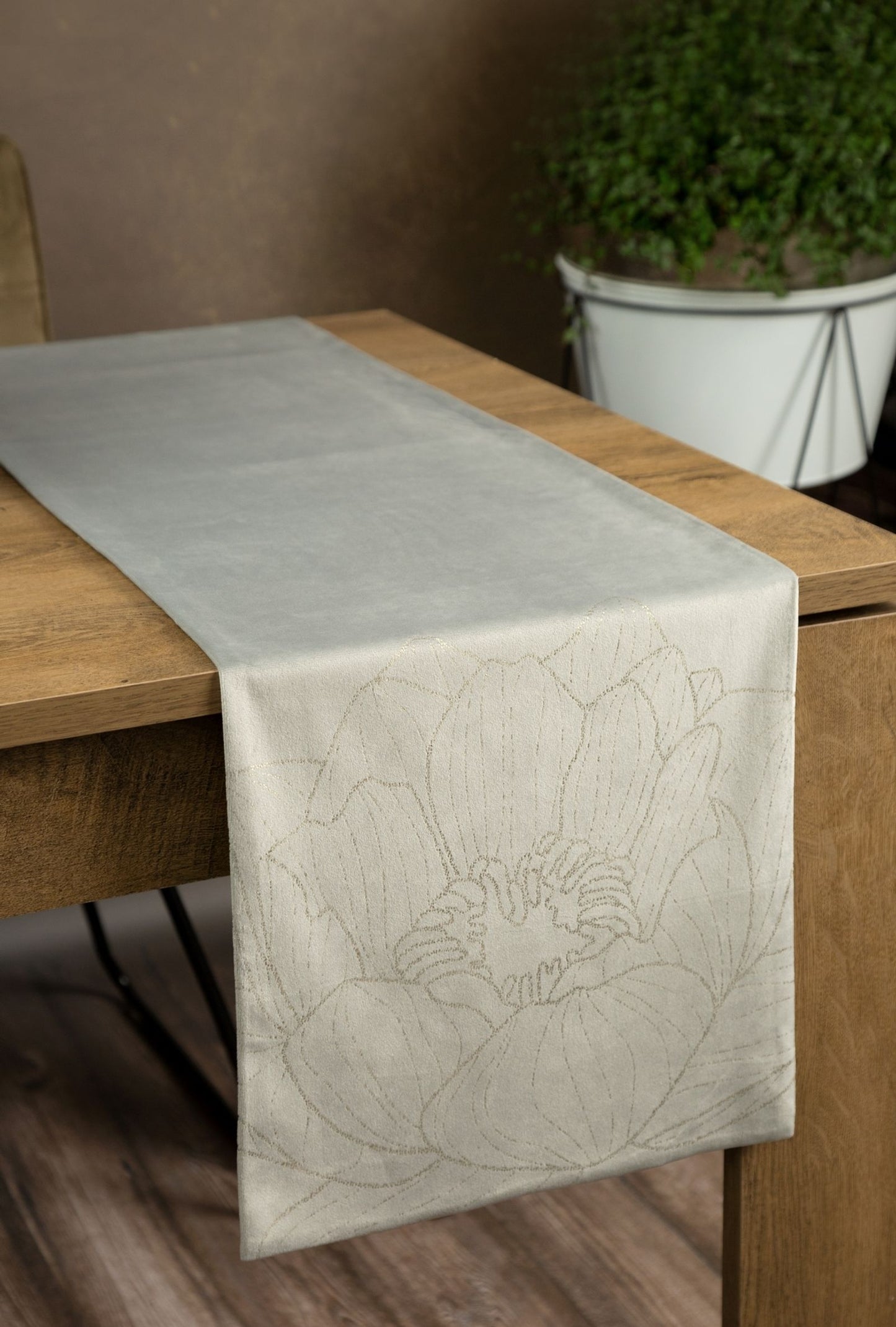 64e8cf079a39da45ba88e3e6e15ea21a