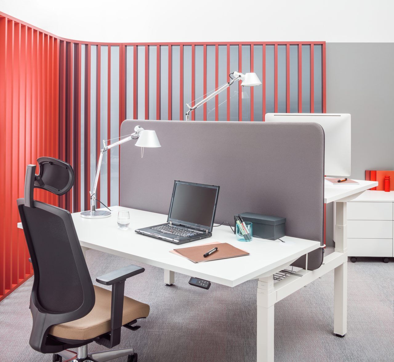 Galds Trok 120/149/70-120 cm balts - N1 Home