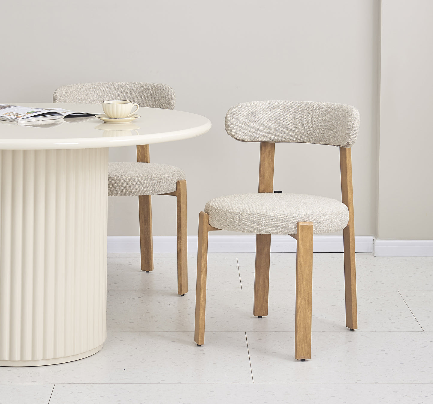 Galds Prino 120/120/76 cm krēms