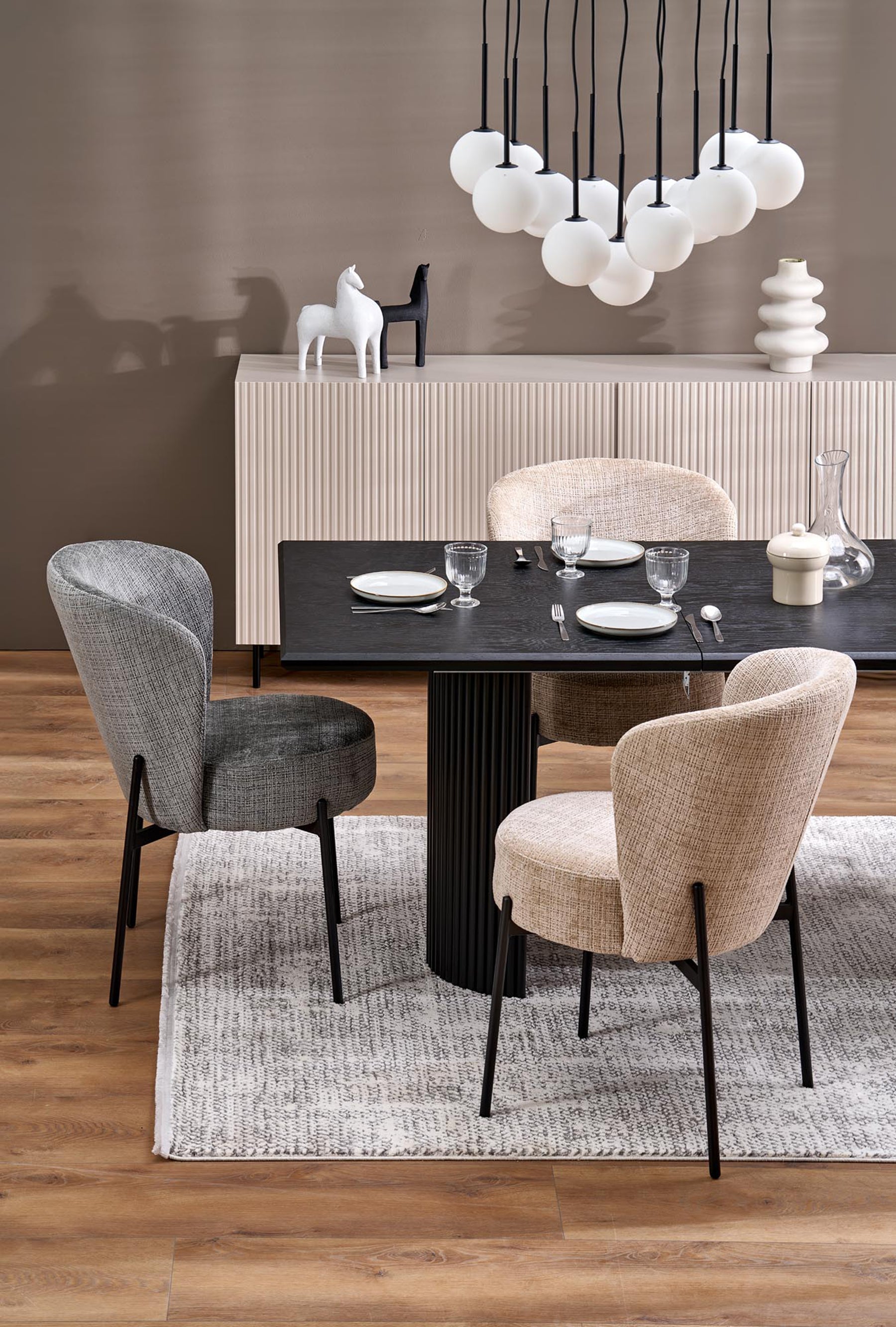 Galds Tavas 76/160-250/90 cm melns - N1 Home